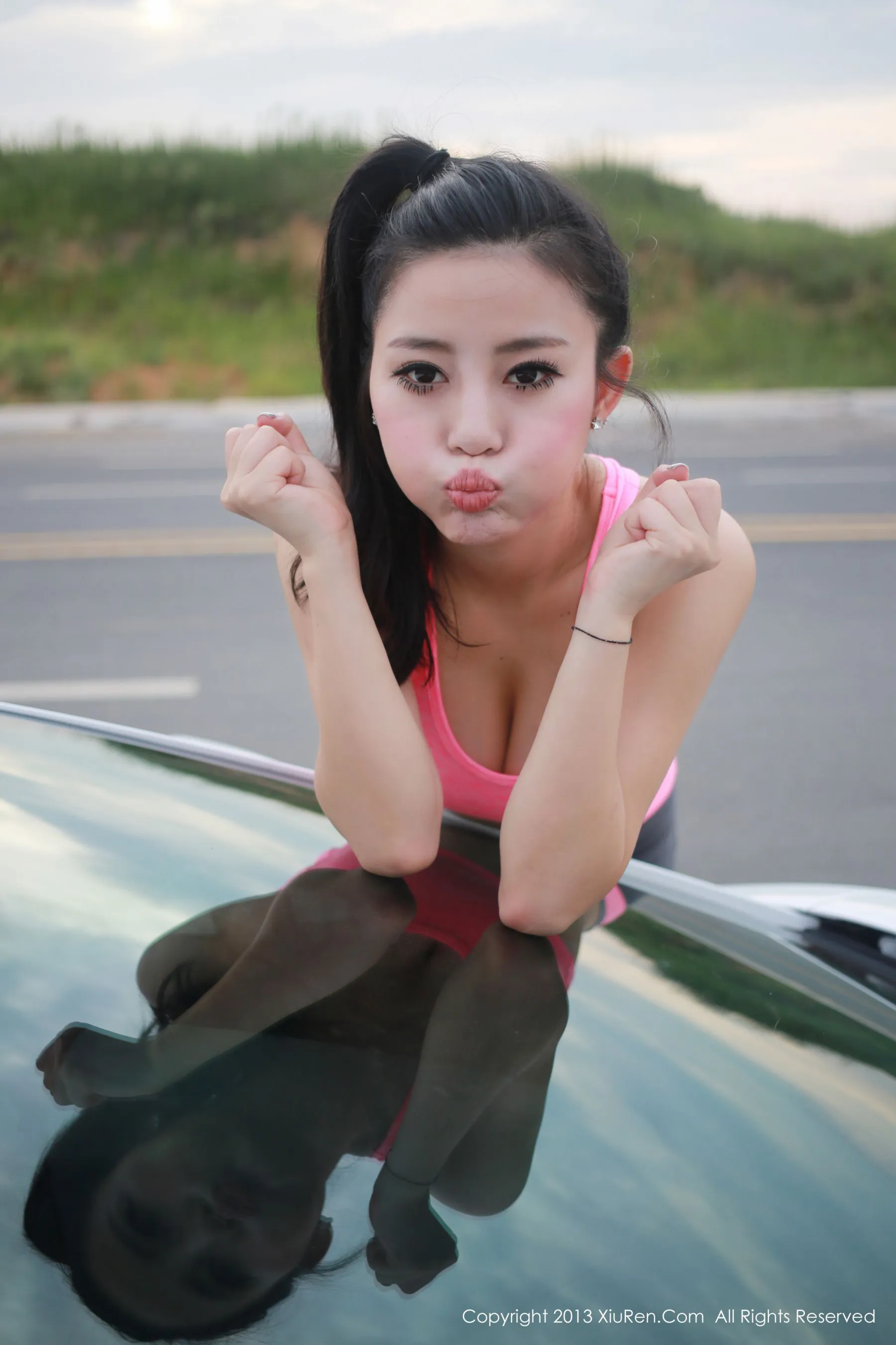 易欣viya《火辣狂野的妹子》 秀人网 No.027第7张