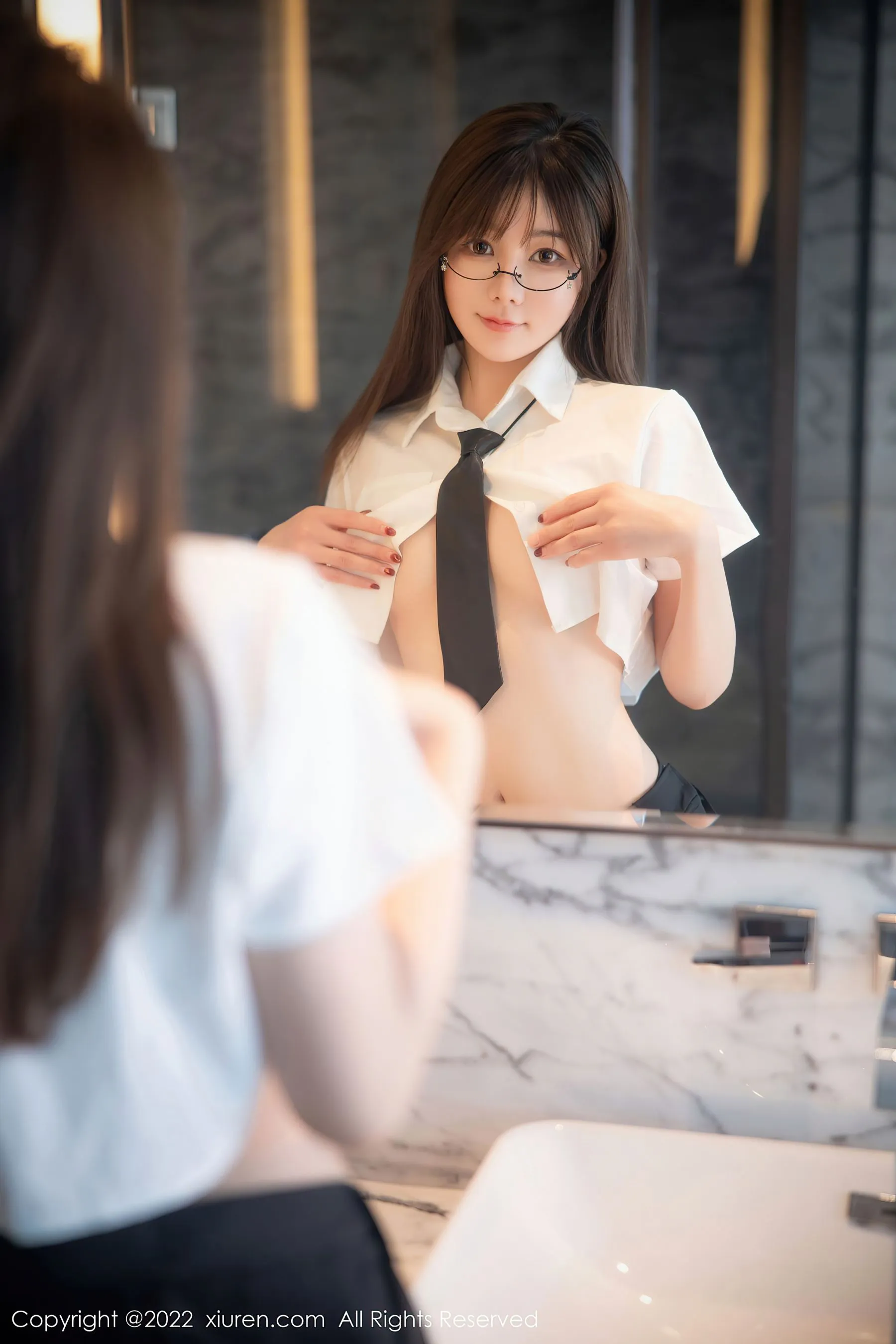  秀人网 No.5365 婠婠么 丝袜美腿第11张