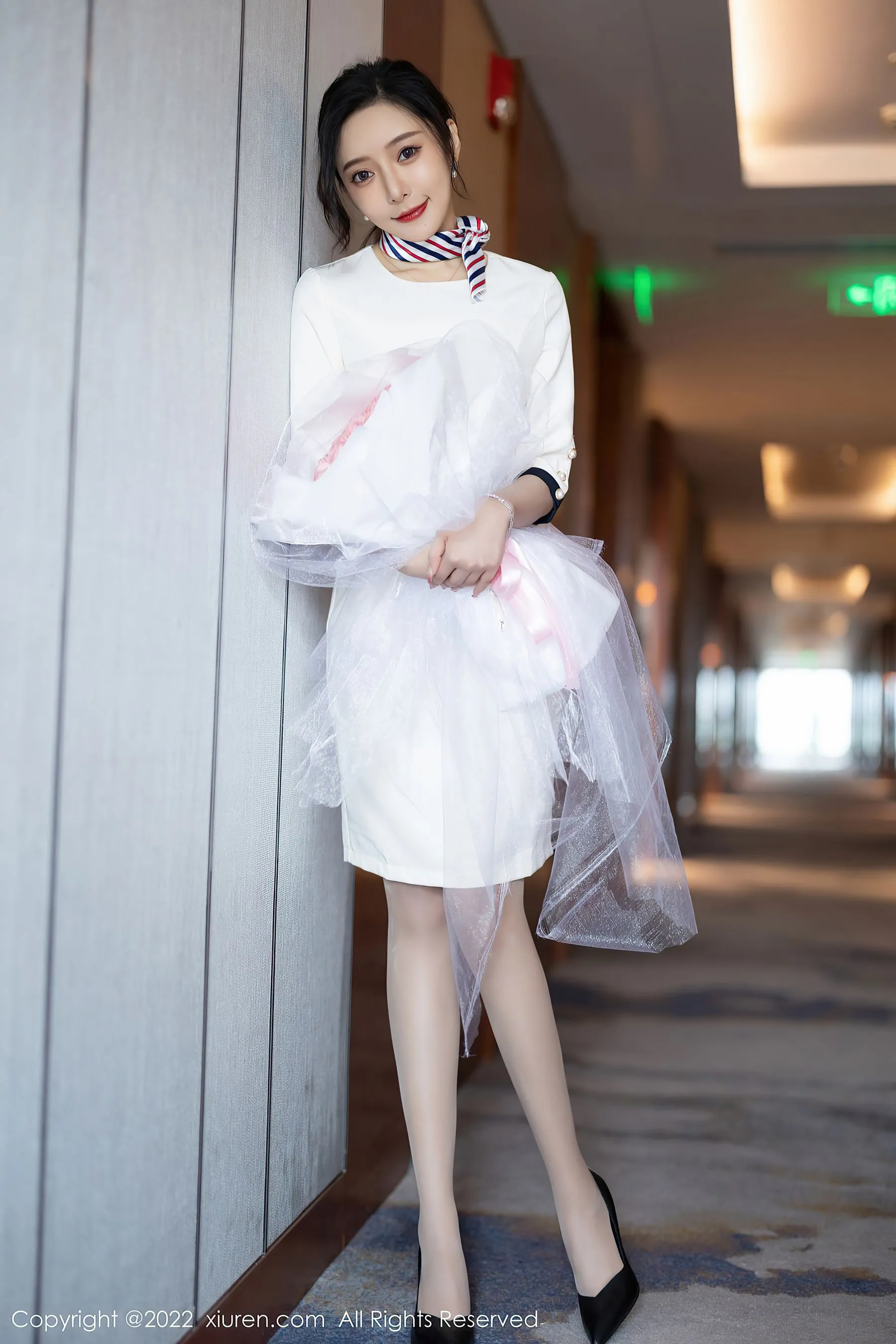  秀人网 No.4963 王馨瑶yanni 制服丝袜第14张