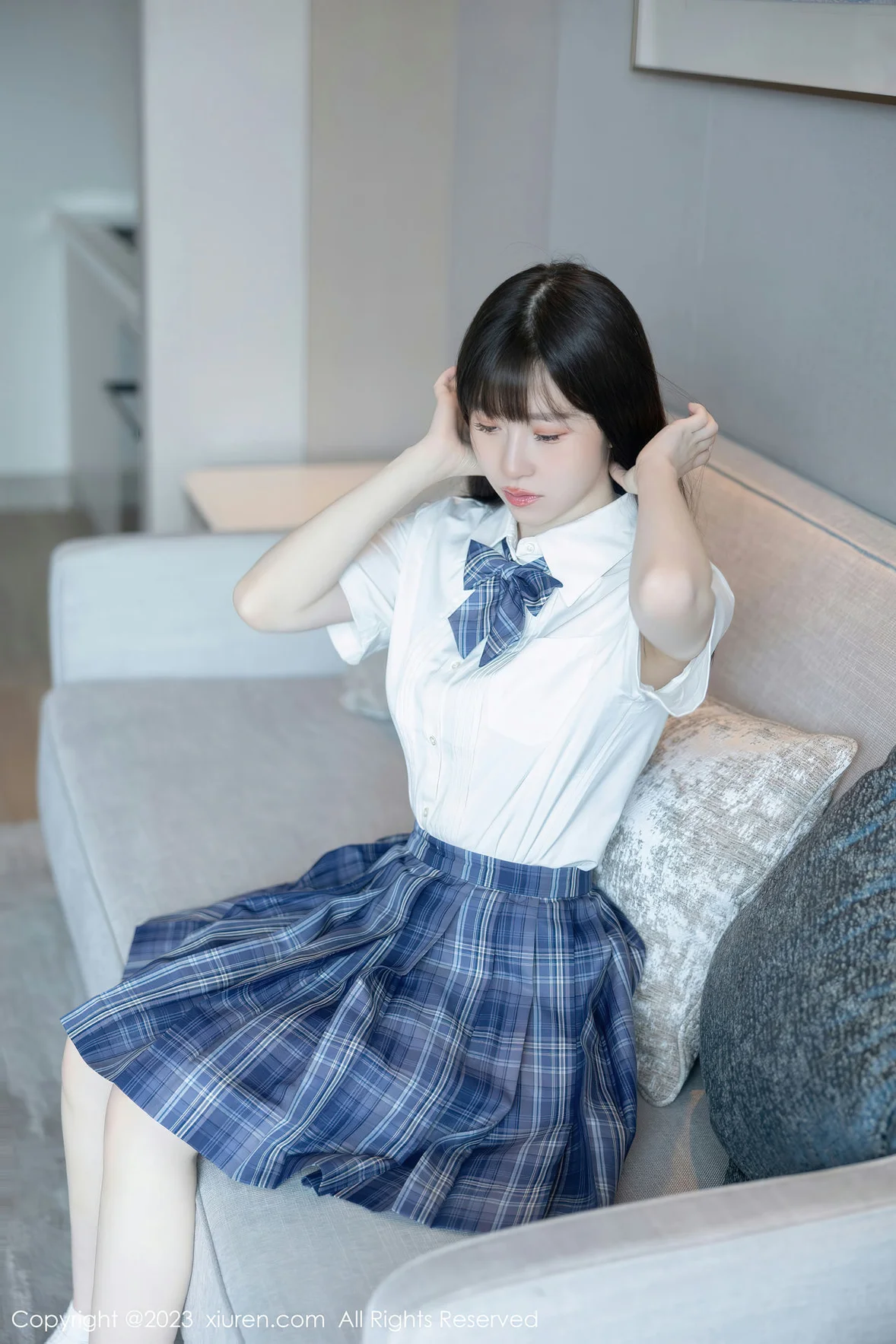  XiuRen 秀人 No.6993 林悠悠 jk短裙首套写真 [104P]第3张