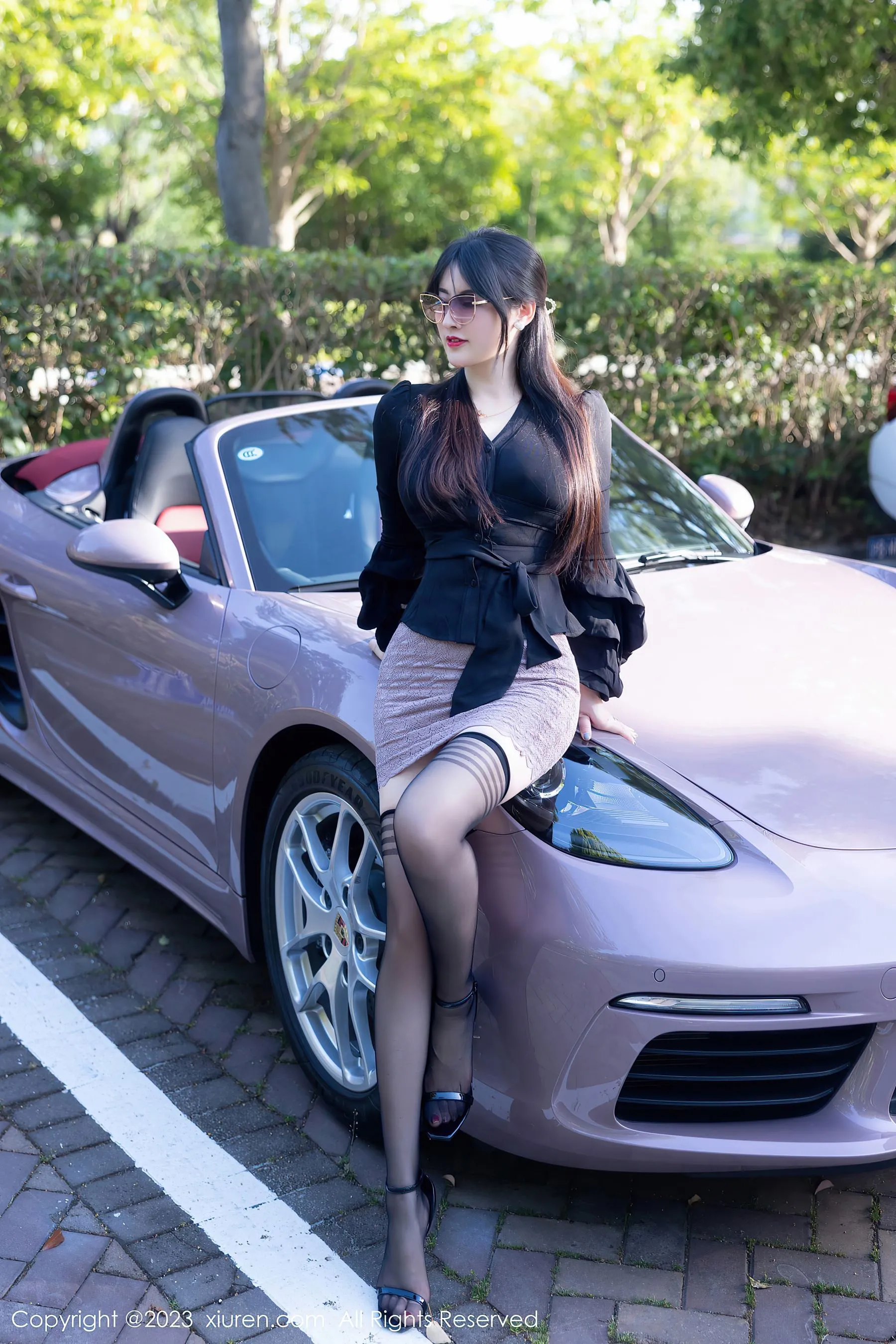  秀人网 No.6676 诗诗kiki 黑丝美腿第18张