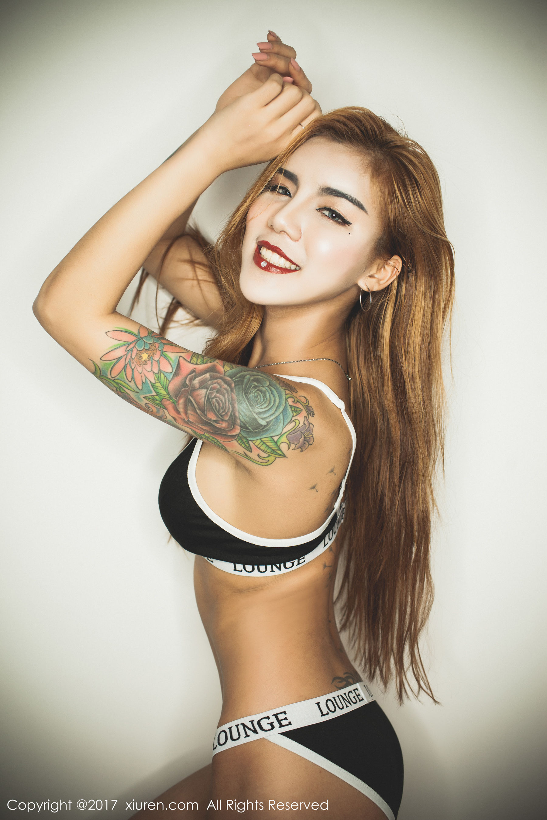 Tina、代子《妖娆魅惑与性感狂野并存》 秀人网XIUREN No.691第18张