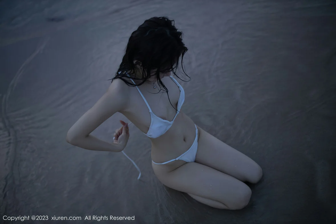  XiuRen 秀人 No.6852 鱼子酱Fish 白色比基尼巴厘岛旅拍1 [81P]第24张