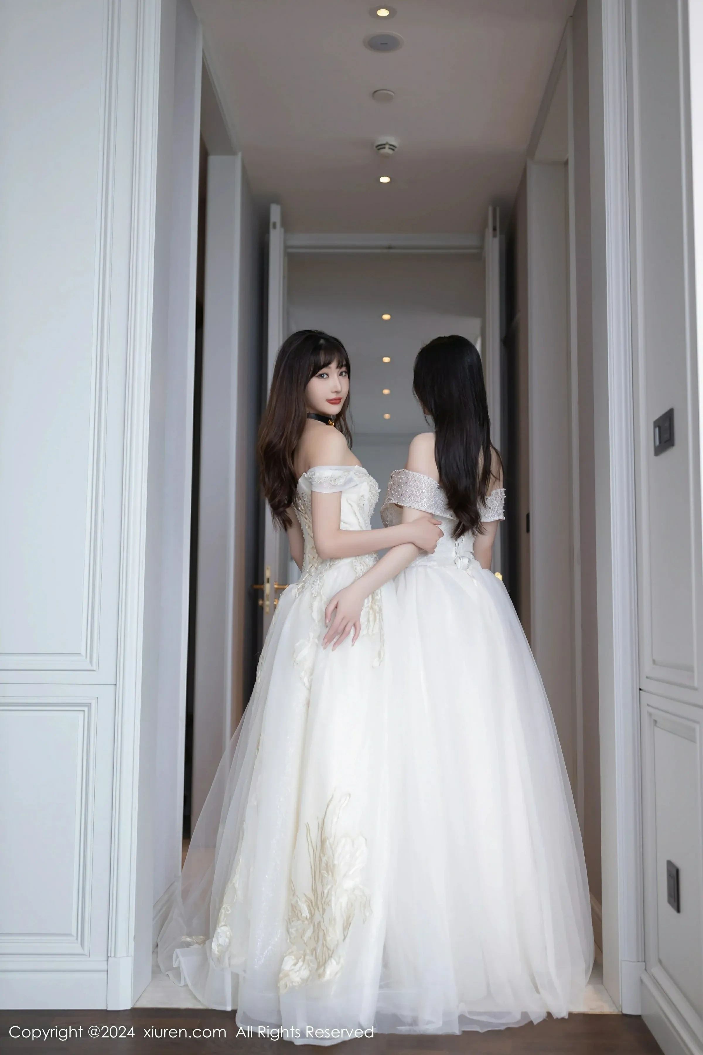  XiuRen 秀人 No.9240 小逗逗&陆萱萱 [80P]第5张