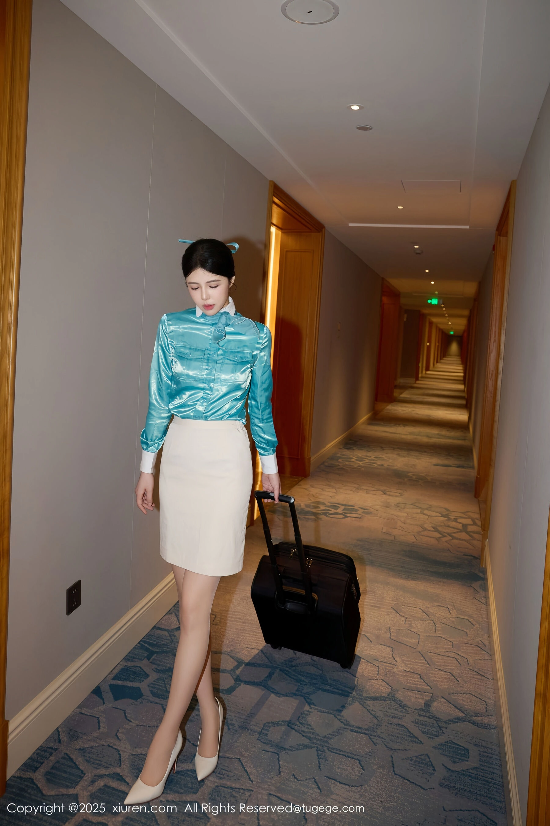  秀人网 方蕾蕾 Vol.10998 [77P]第2张