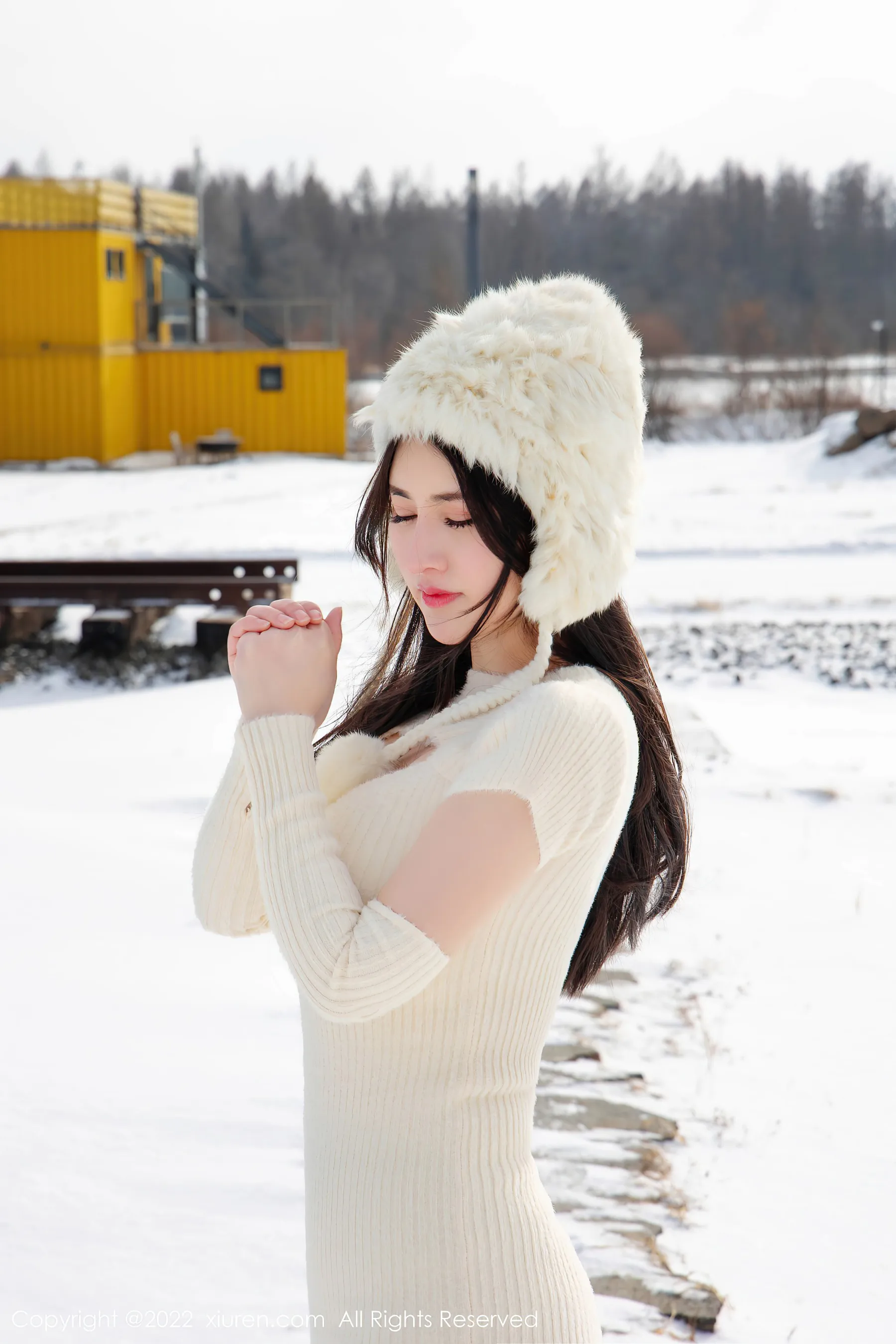  秀人网 No.4794 诗诗kiki 冬季旅拍第21张