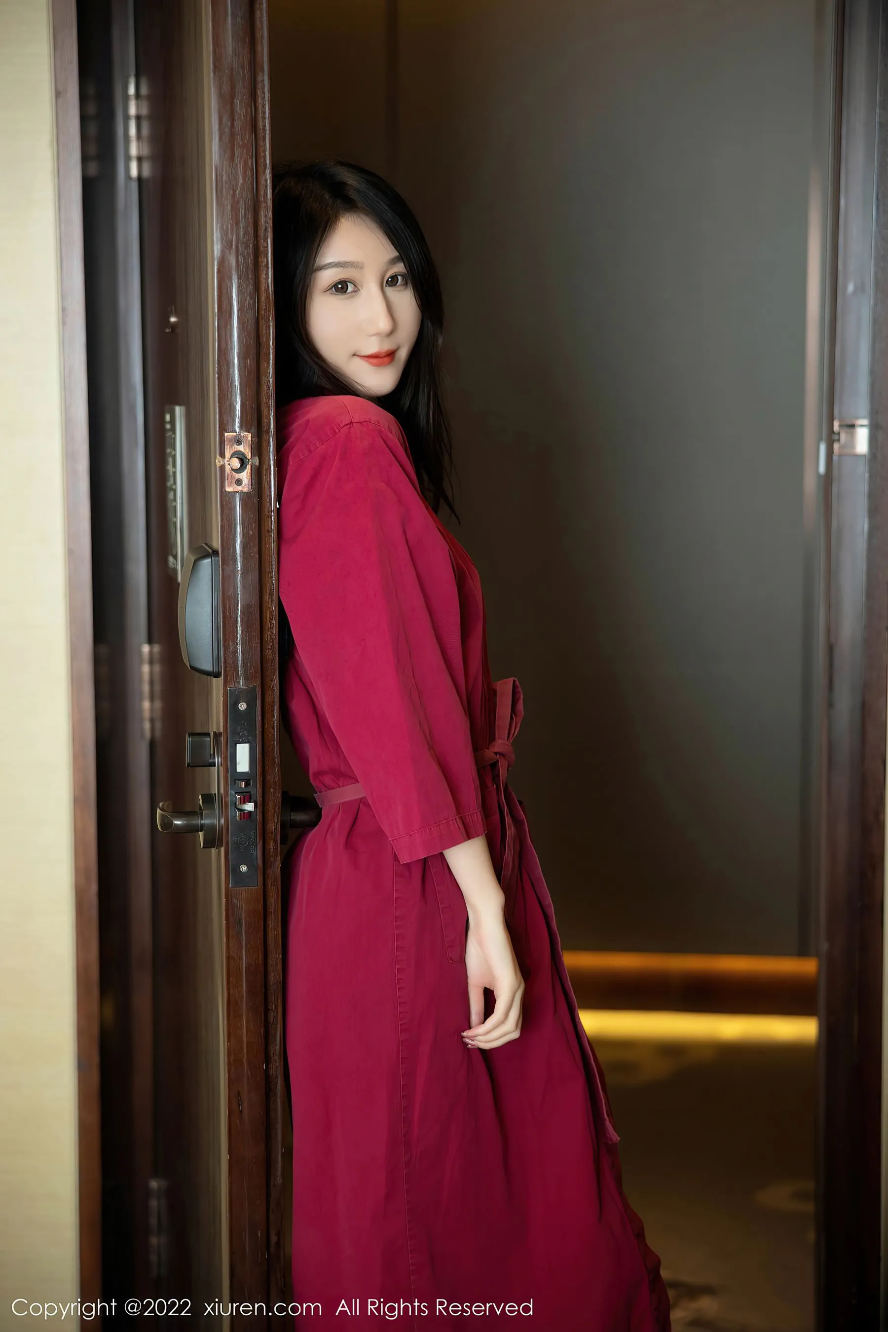  秀人网 No.5624 薇薇酱 新人美腿第25张