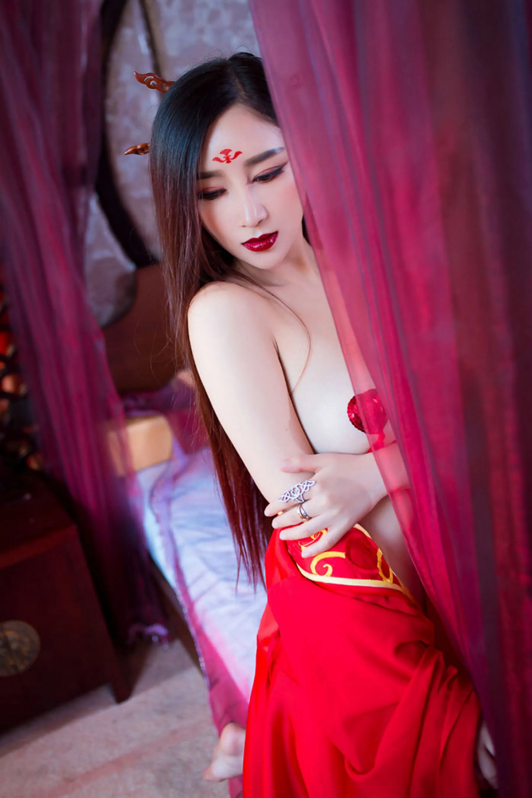 邹晶晶《花千骨 ? 魔化》COS 秀人网 No.382第7张