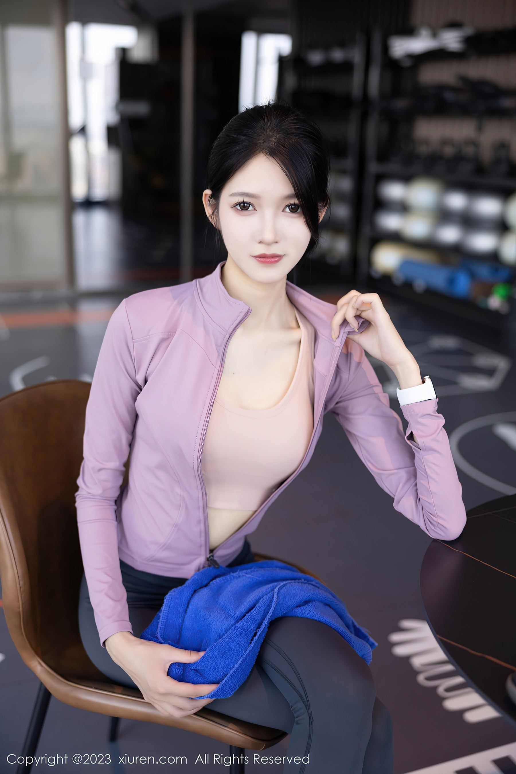  XiuRen 秀人 No.7438 程程程- 运动美腿第21张