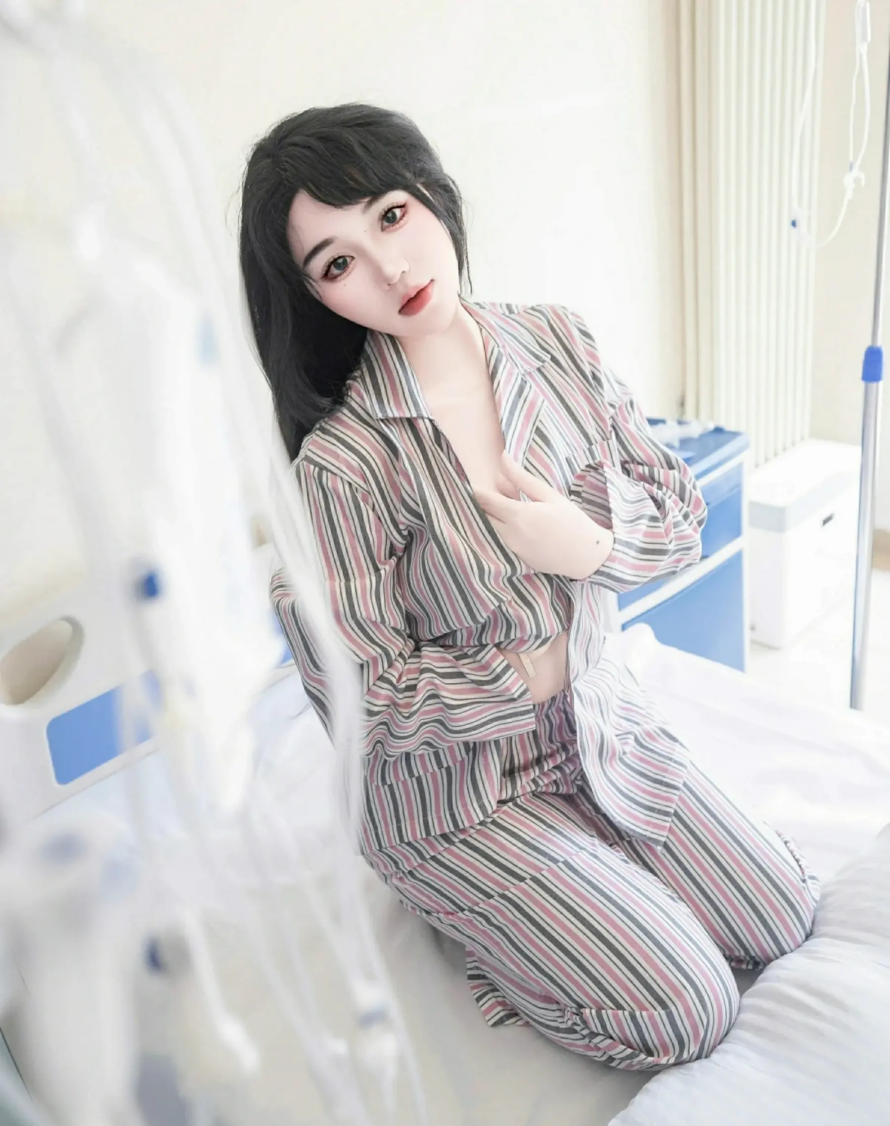  秀人网 No.10648 汐汐爱吃草莓 [80P]第4张