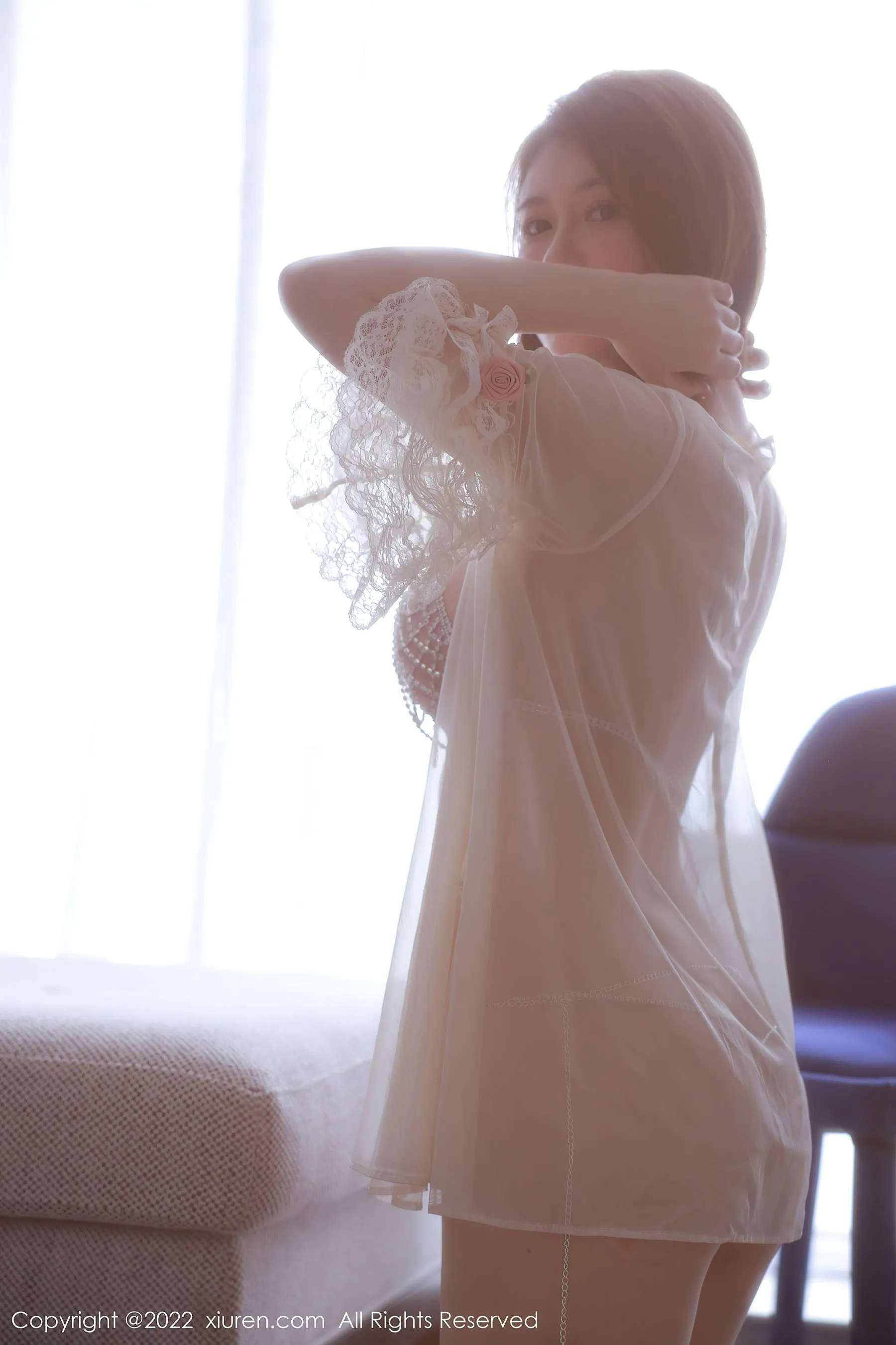  秀人网 No.5761 甜妮 丰腴美臀第15张