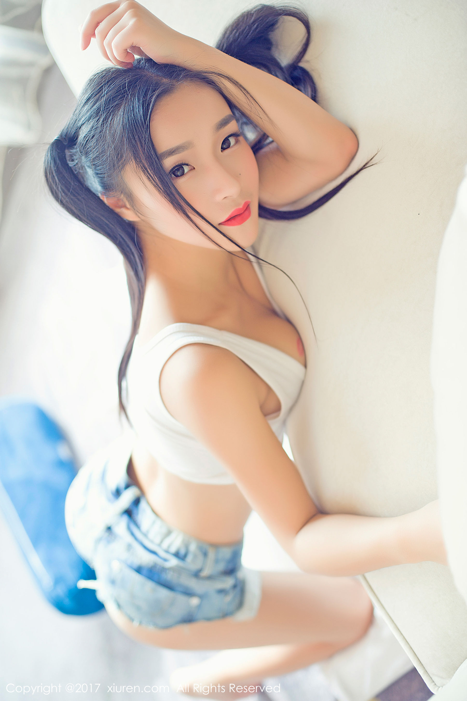  绮梦Cherish《齐逼牛仔裤+翘臀+床单诱惑》 秀人 NO.883第6张