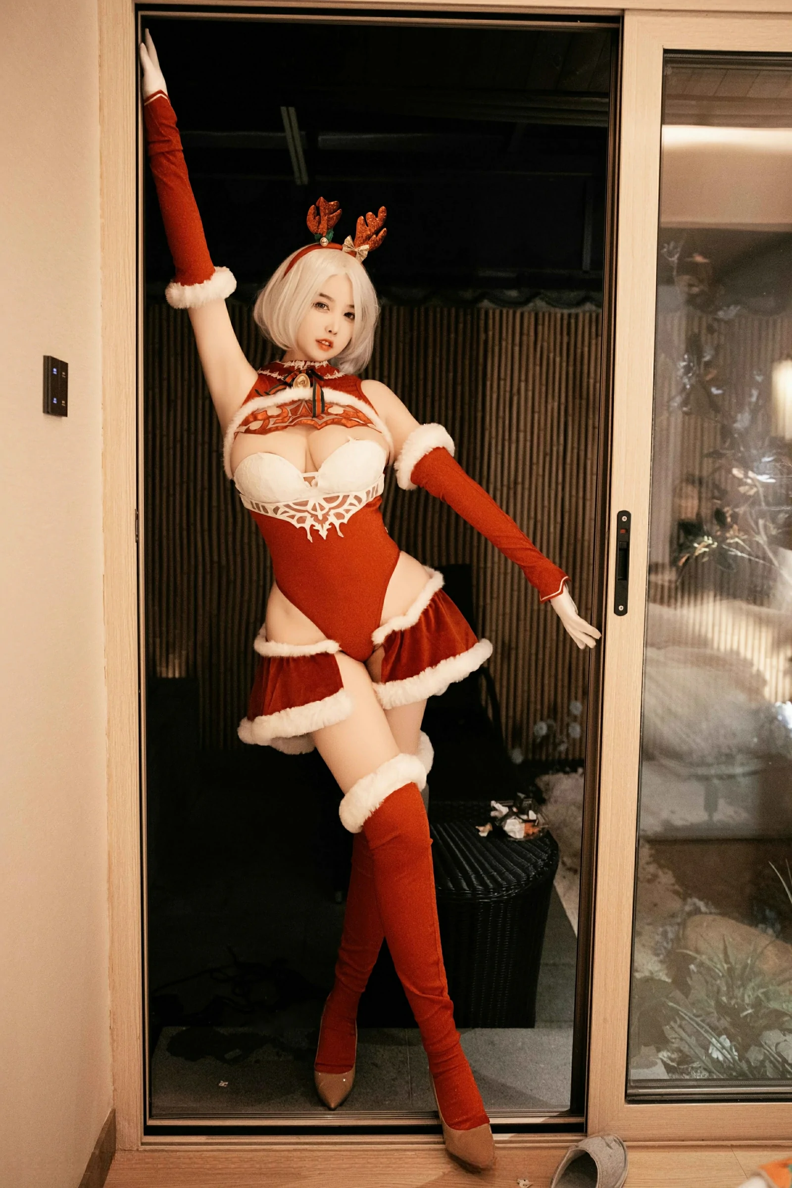  XiuRen 秀人 No.9660 樱桃小犊子 [55P]第1张