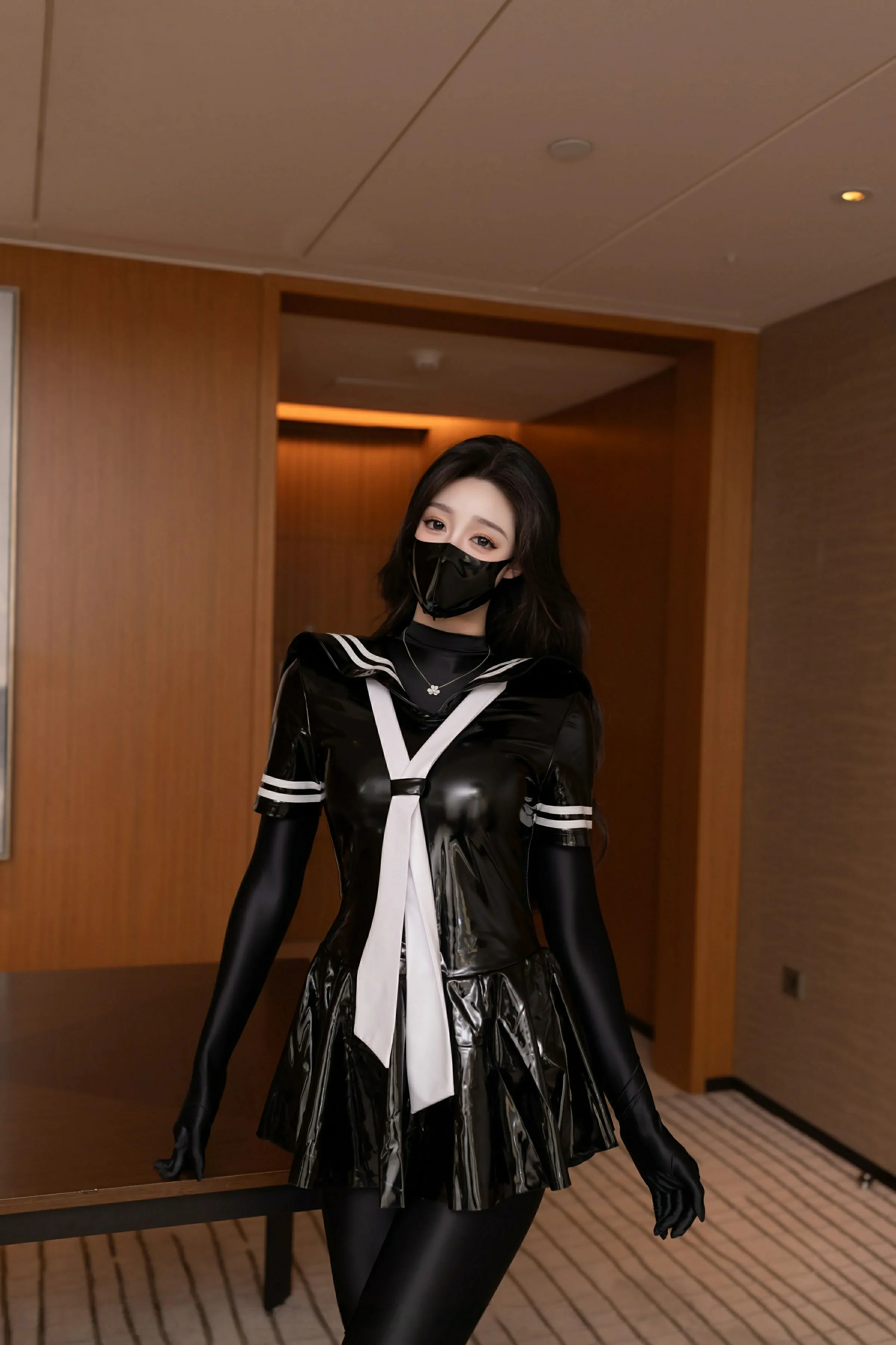  XiuRen 秀人 No.10087 小逗逗 [82P]第1张