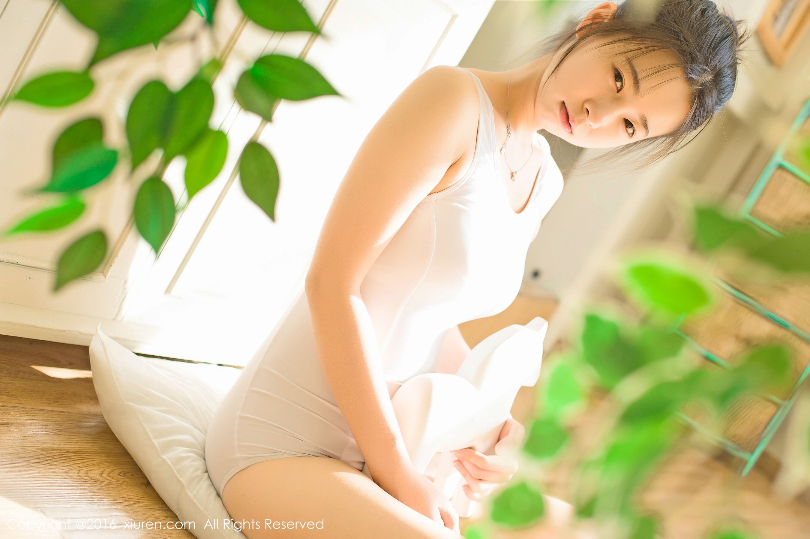  草莓zz(吴允芝)《清晨起床的智齿少女》 秀人网 No.641第11张