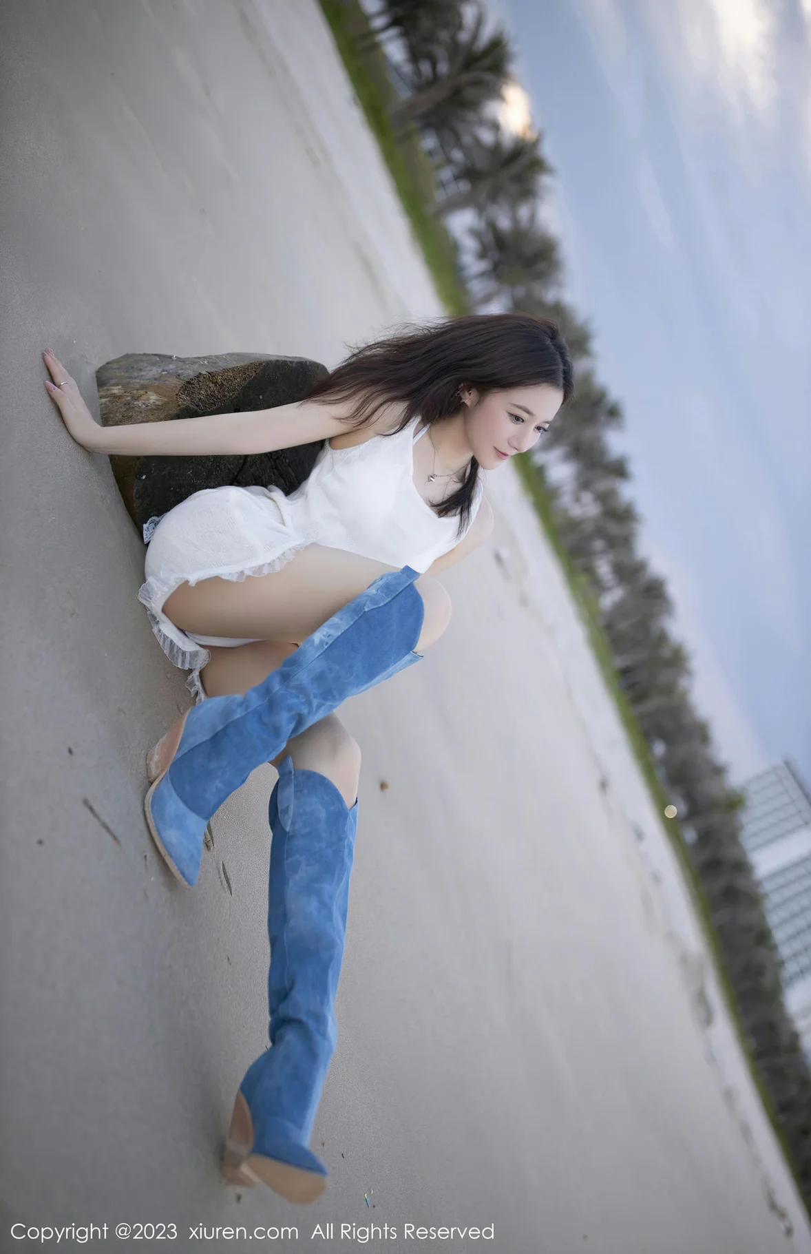  XiuRen 秀人 No.6852 鱼子酱Fish 白色比基尼巴厘岛旅拍1 [81P]第3张