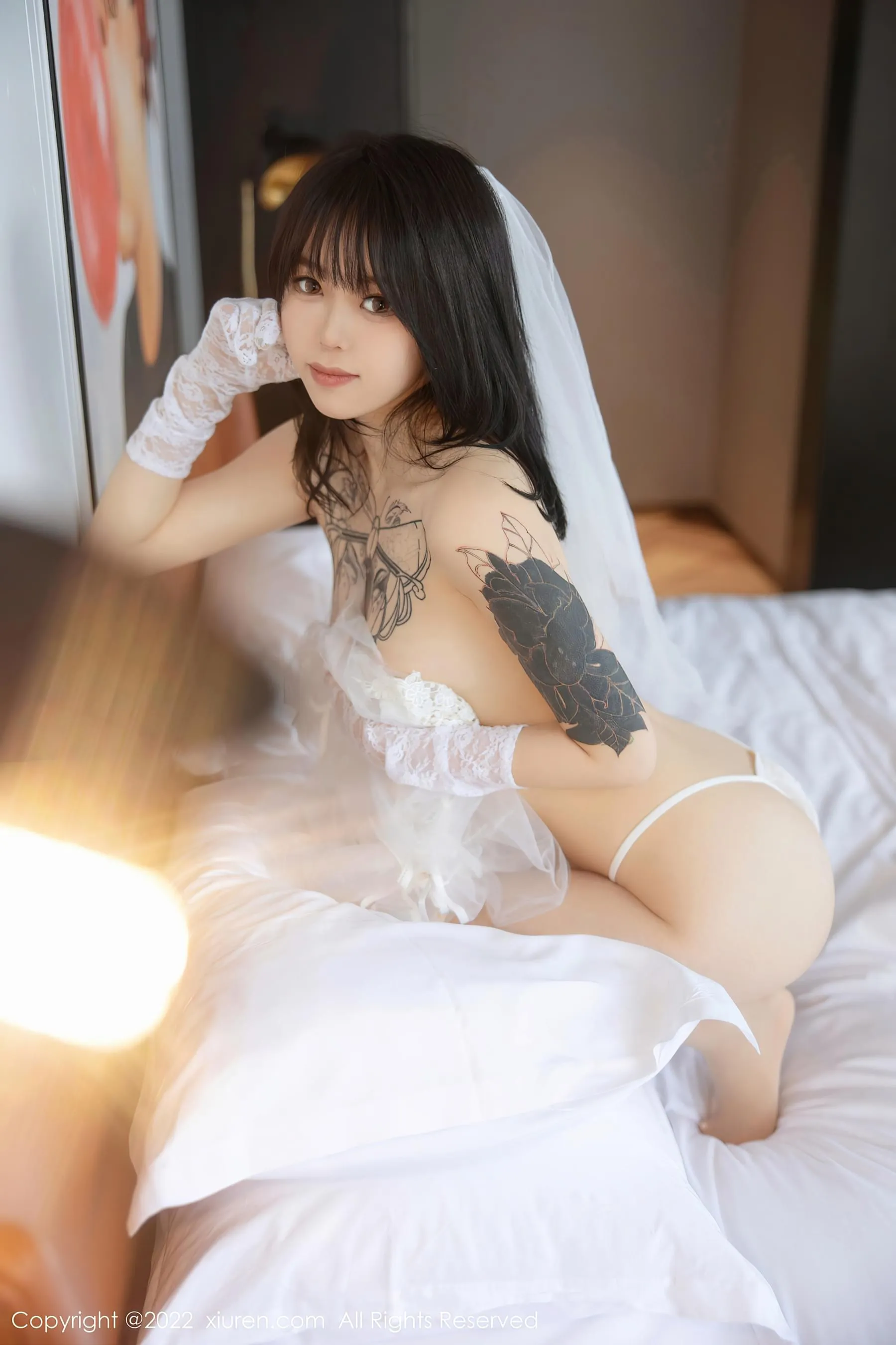  秀人网 No.5212 奶瓶. 婚纱服美腿第11张