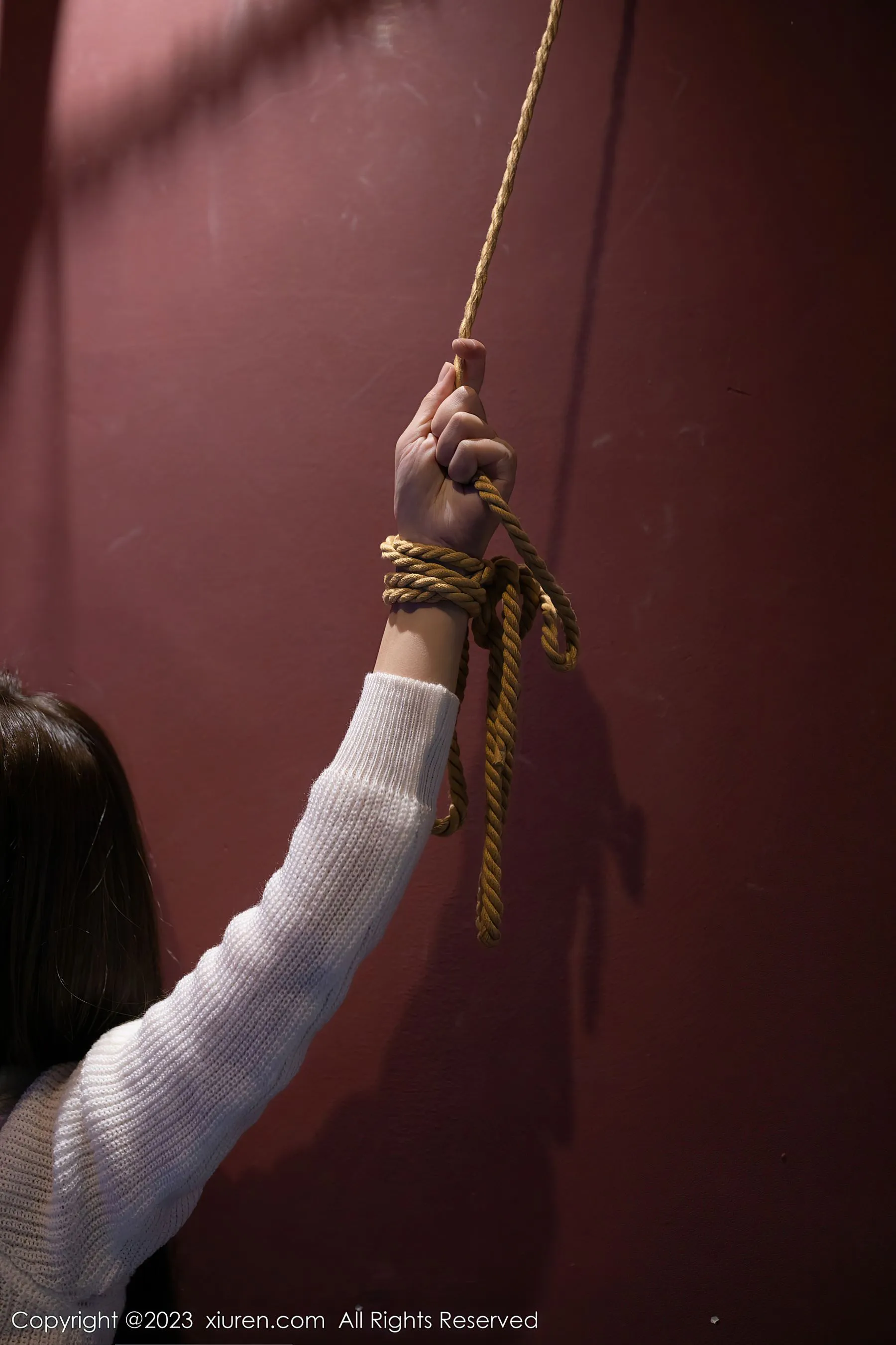  秀人网 No.6752 杏子Yada 妩媚美腿第6张