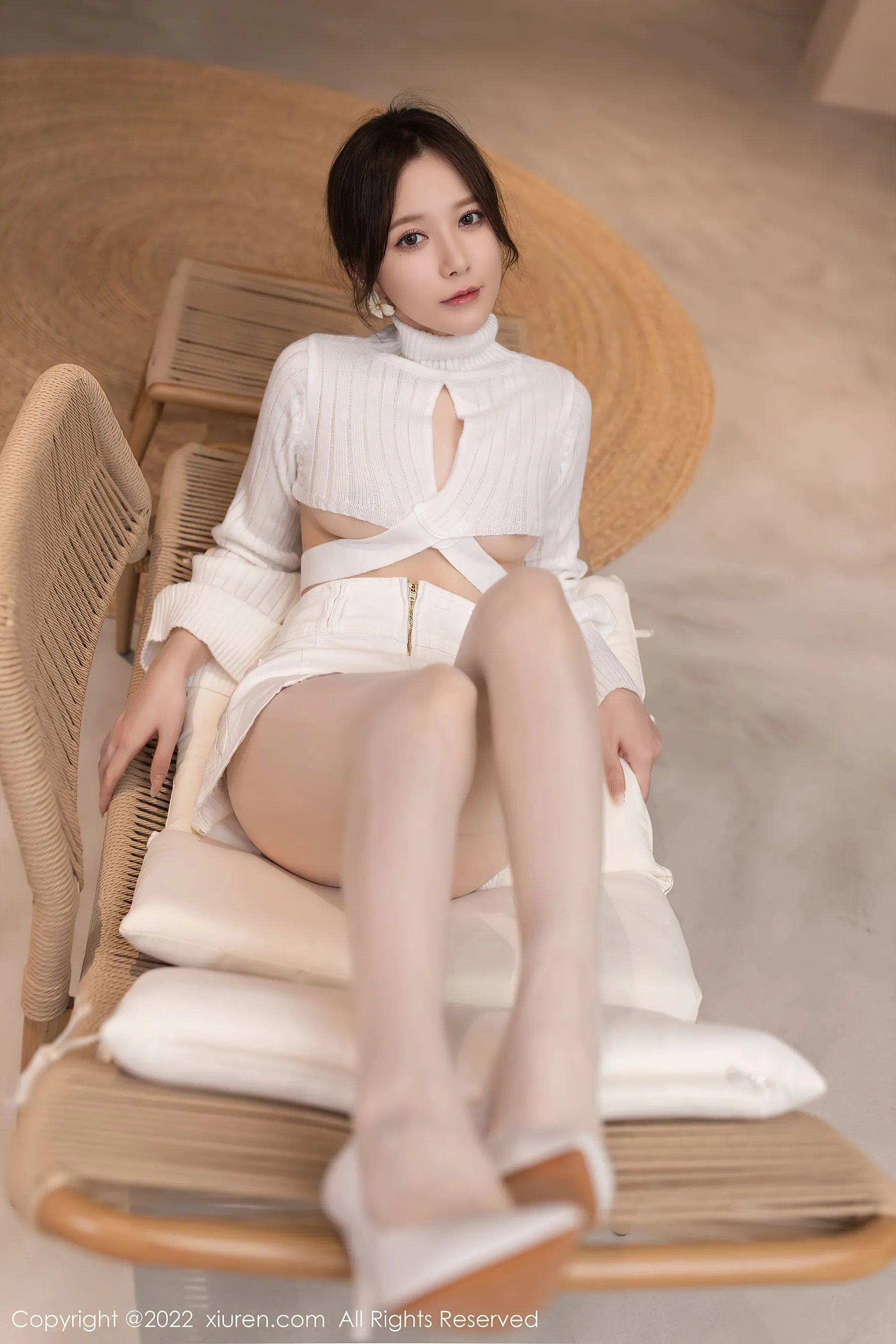  秀人网 No.5503 鱼子酱Fish 丝袜美臀第12张