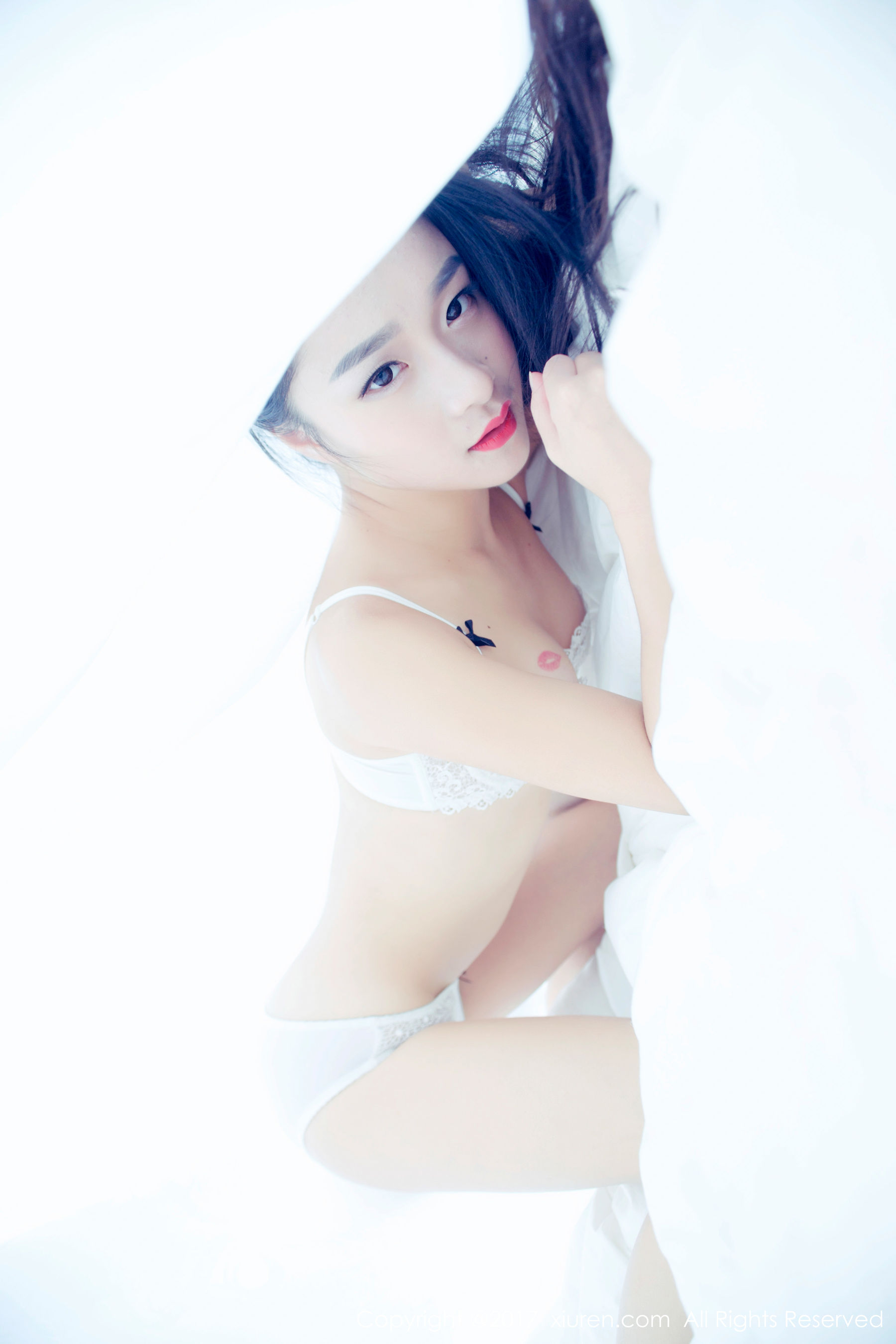  绮梦Cherish《齐逼牛仔裤+翘臀+床单诱惑》 秀人 NO.883第11张