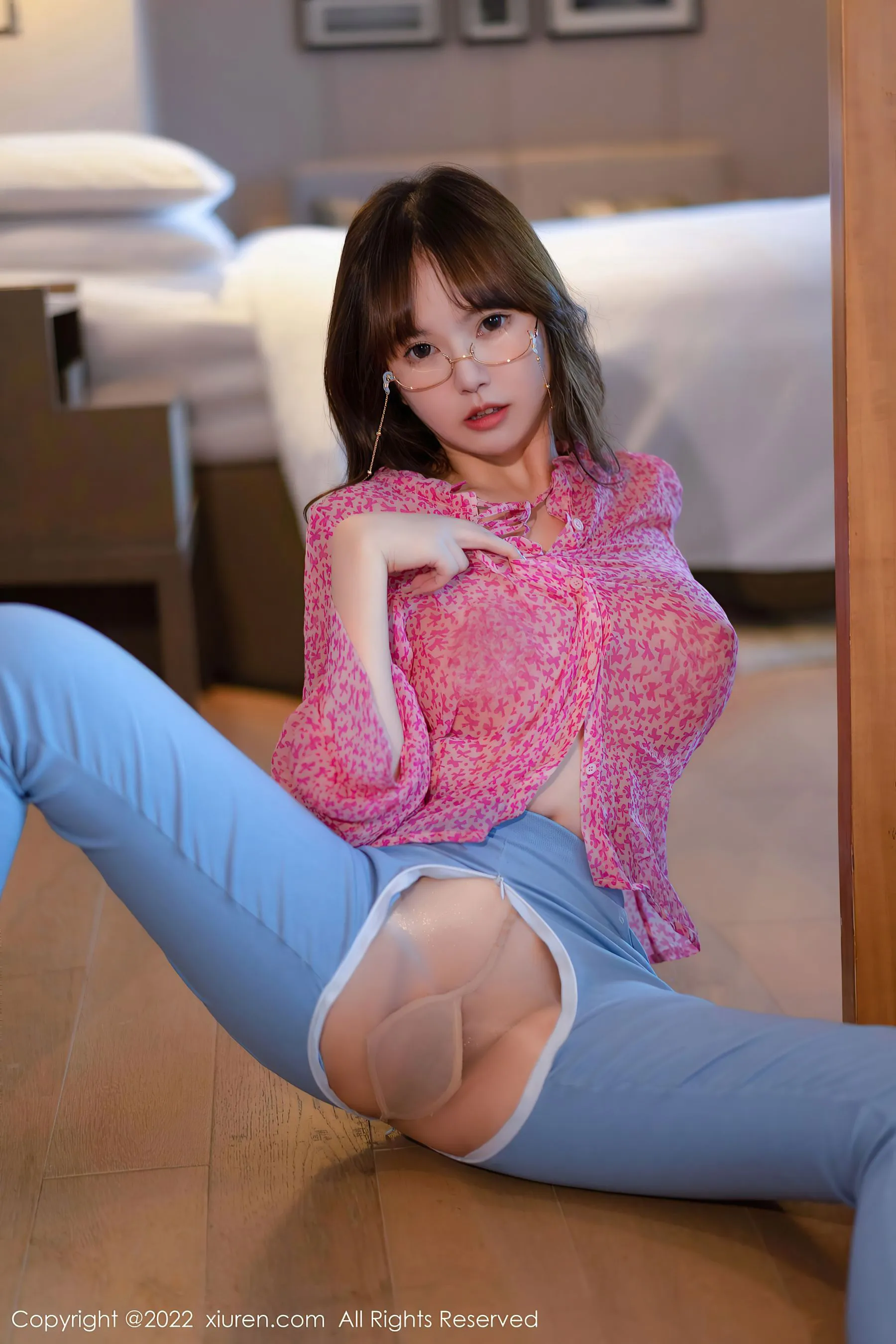  秀人网 No.5488 张思允Nice 牛仔裤美腿第3张