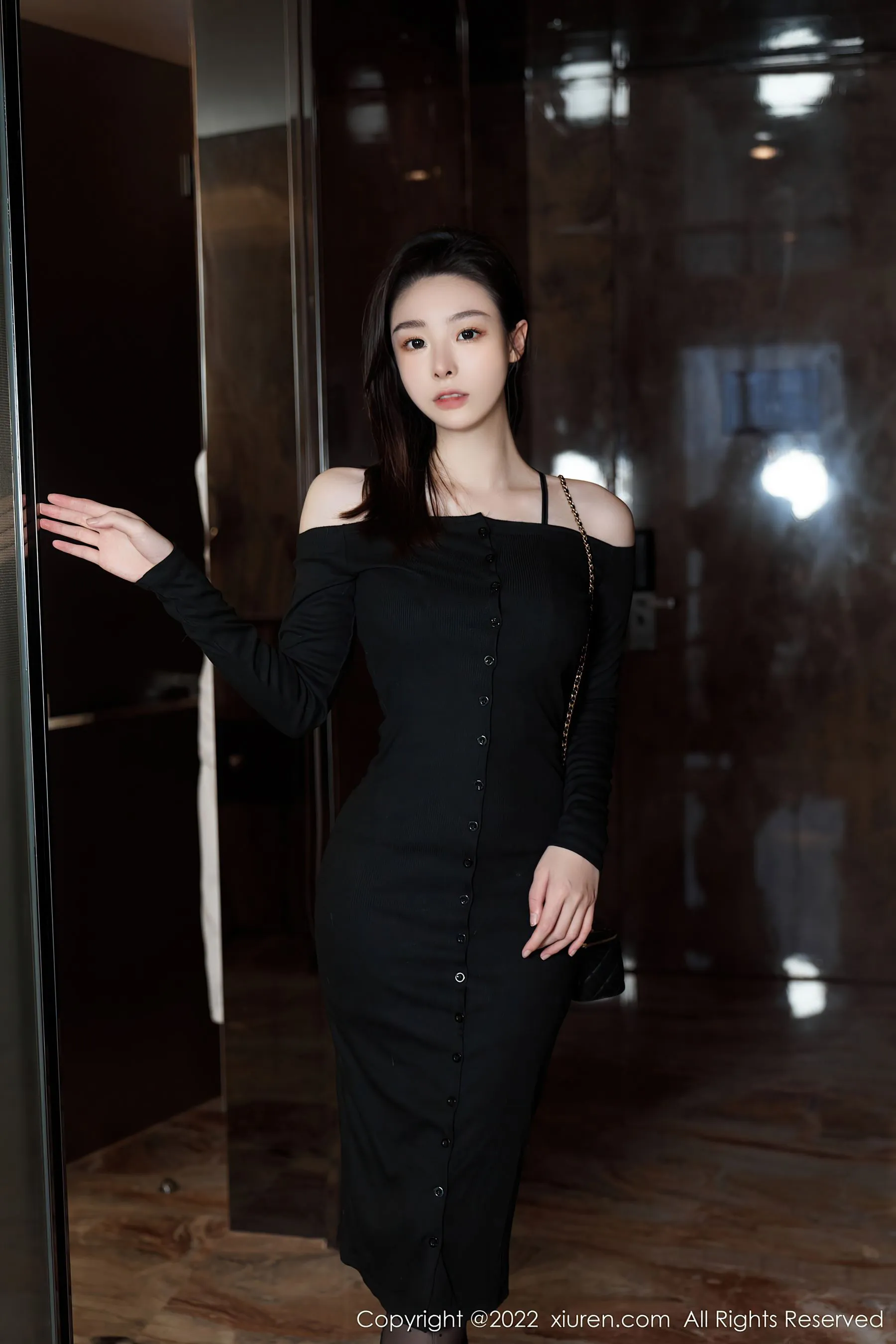  秀人网 No.5529 是小逗逗第19张