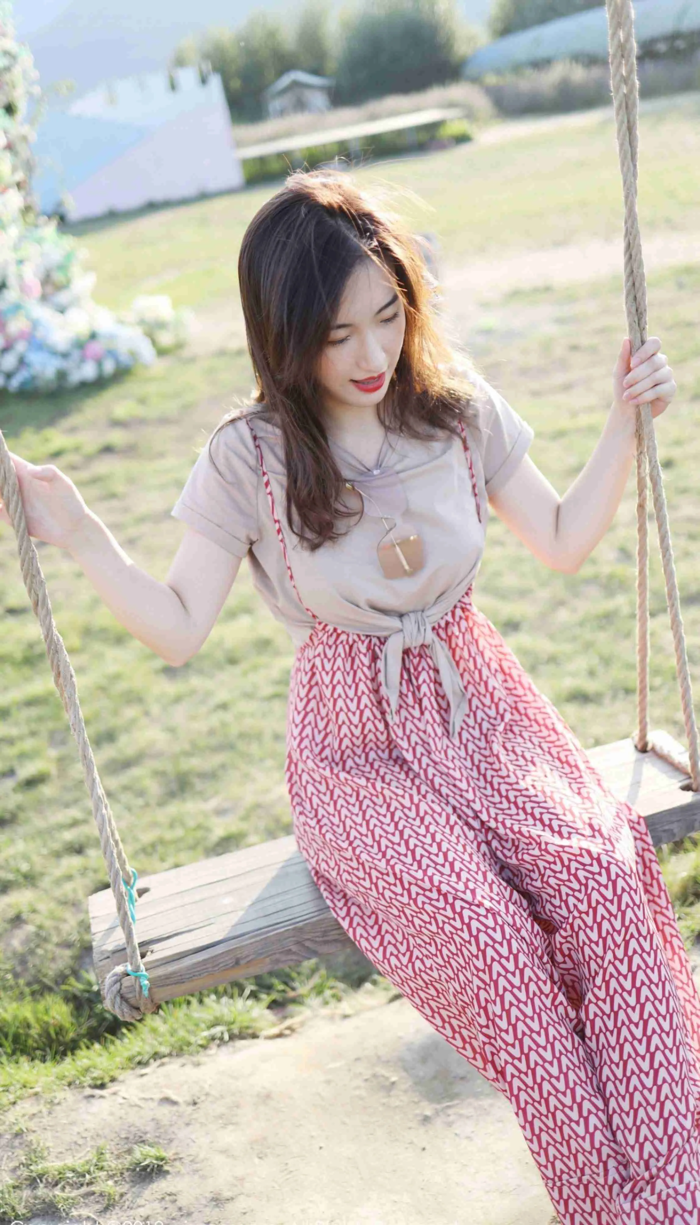 XIUREN秀人网 No.1718 艺儿拿铁第11张