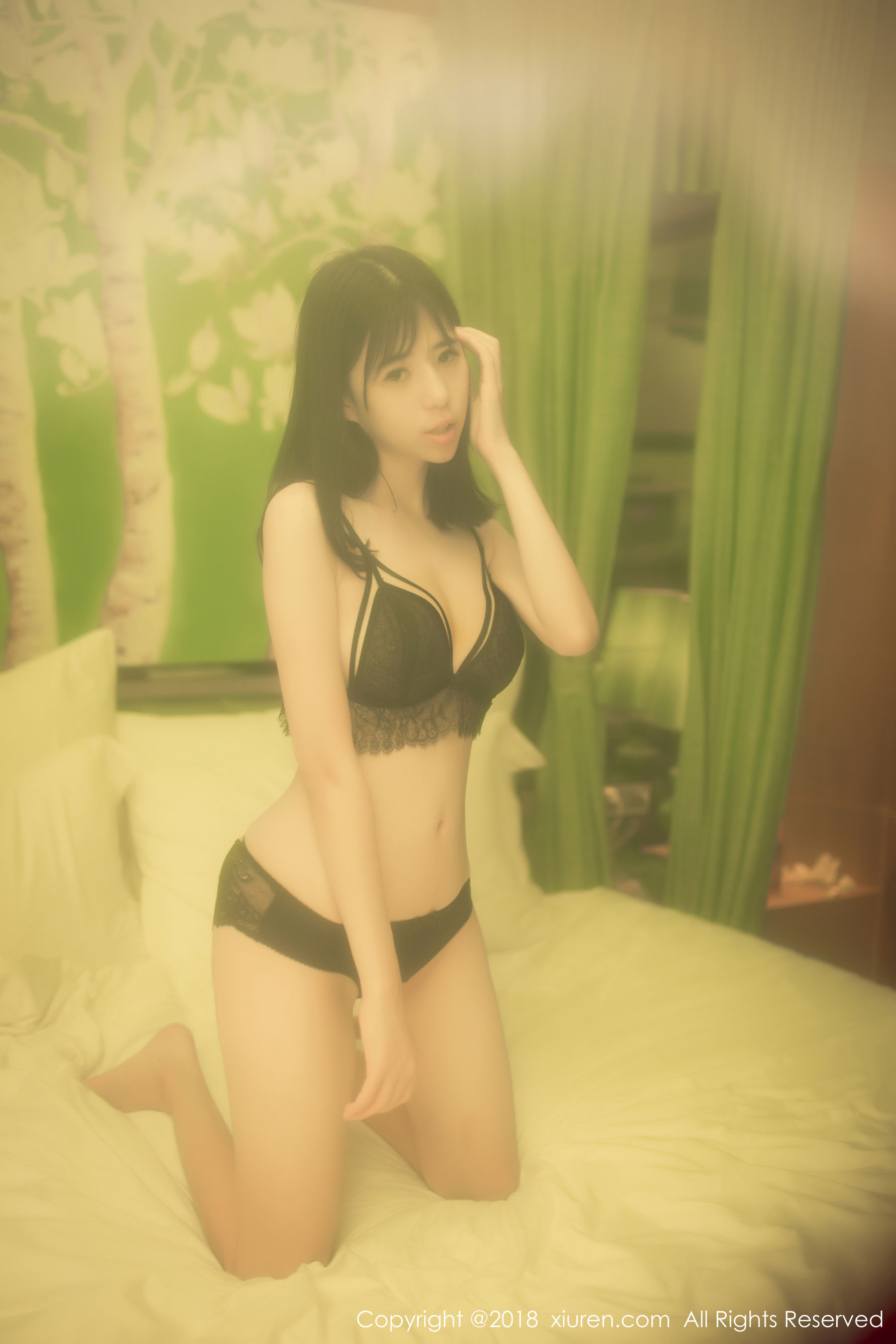 模特艾栗栗栗栗栗栗吖《清新美腿外拍与私房内衣魅惑》 XiuRen 秀人网 No.1026第12张