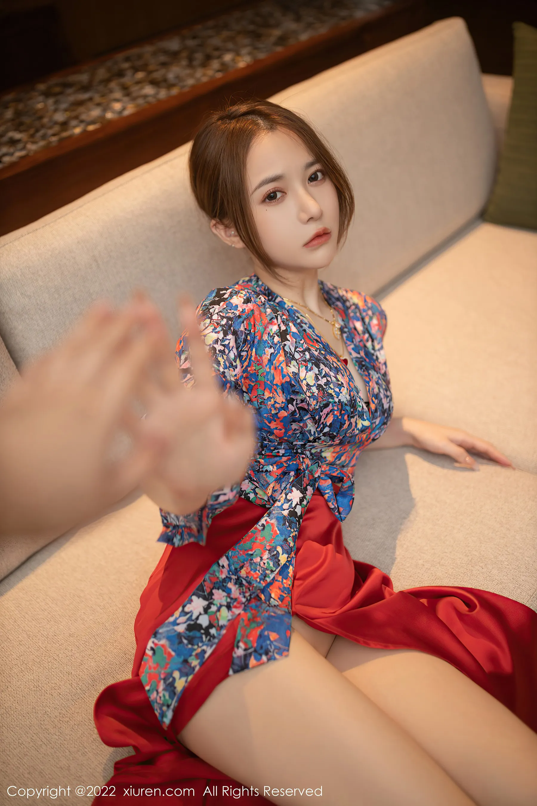  秀人网 No.4674 鱼子酱Fish 三亚旅拍长裙蕾丝写真第19张