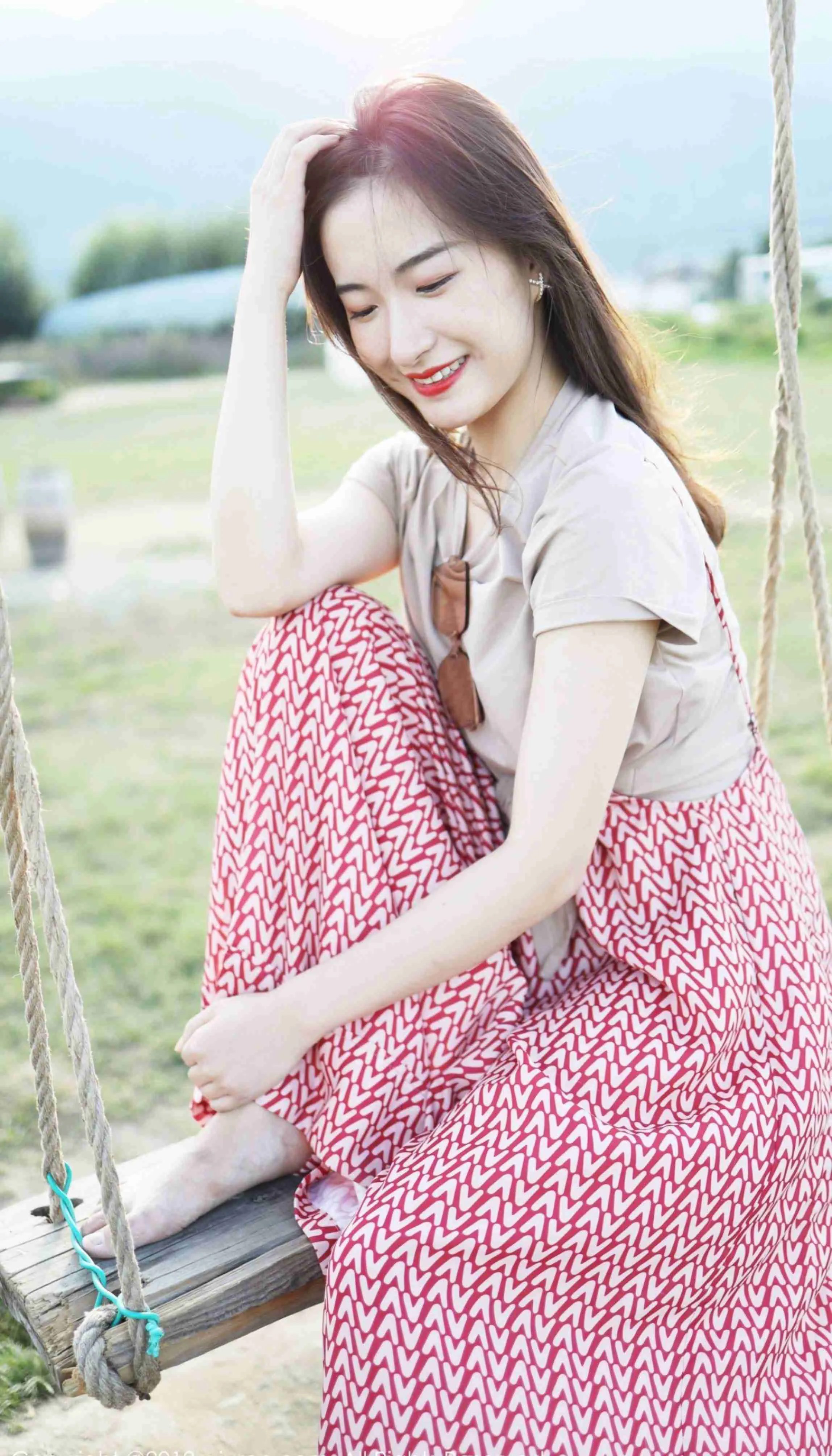 XIUREN秀人网 No.1718 艺儿拿铁第17张