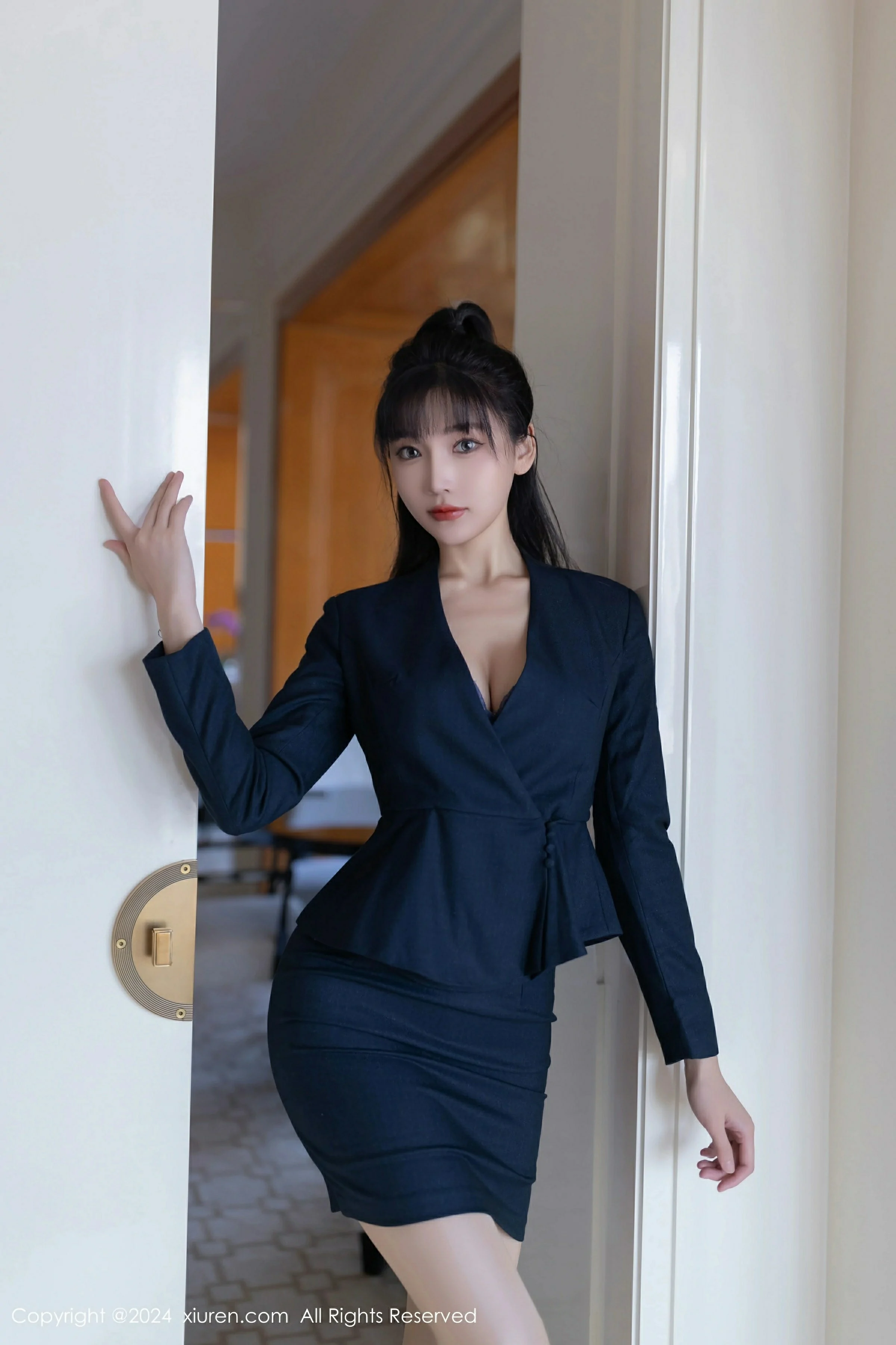  XiuRen 秀人 No.9263 陆萱萱 [80P]第1张