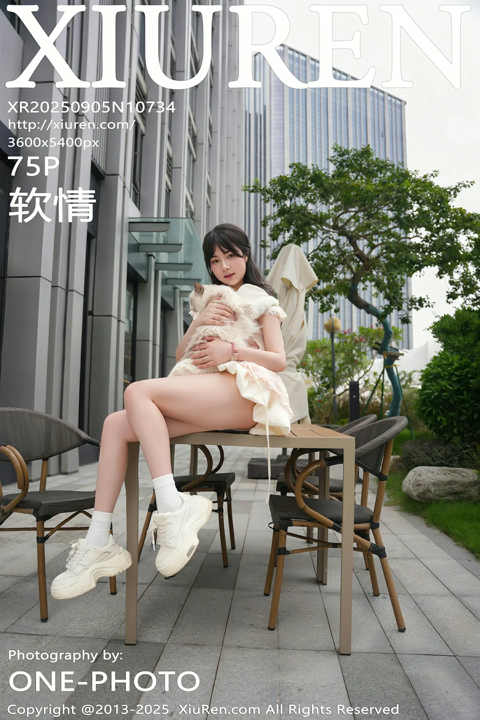  秀人网 No.10734 软情 [75P]第1张