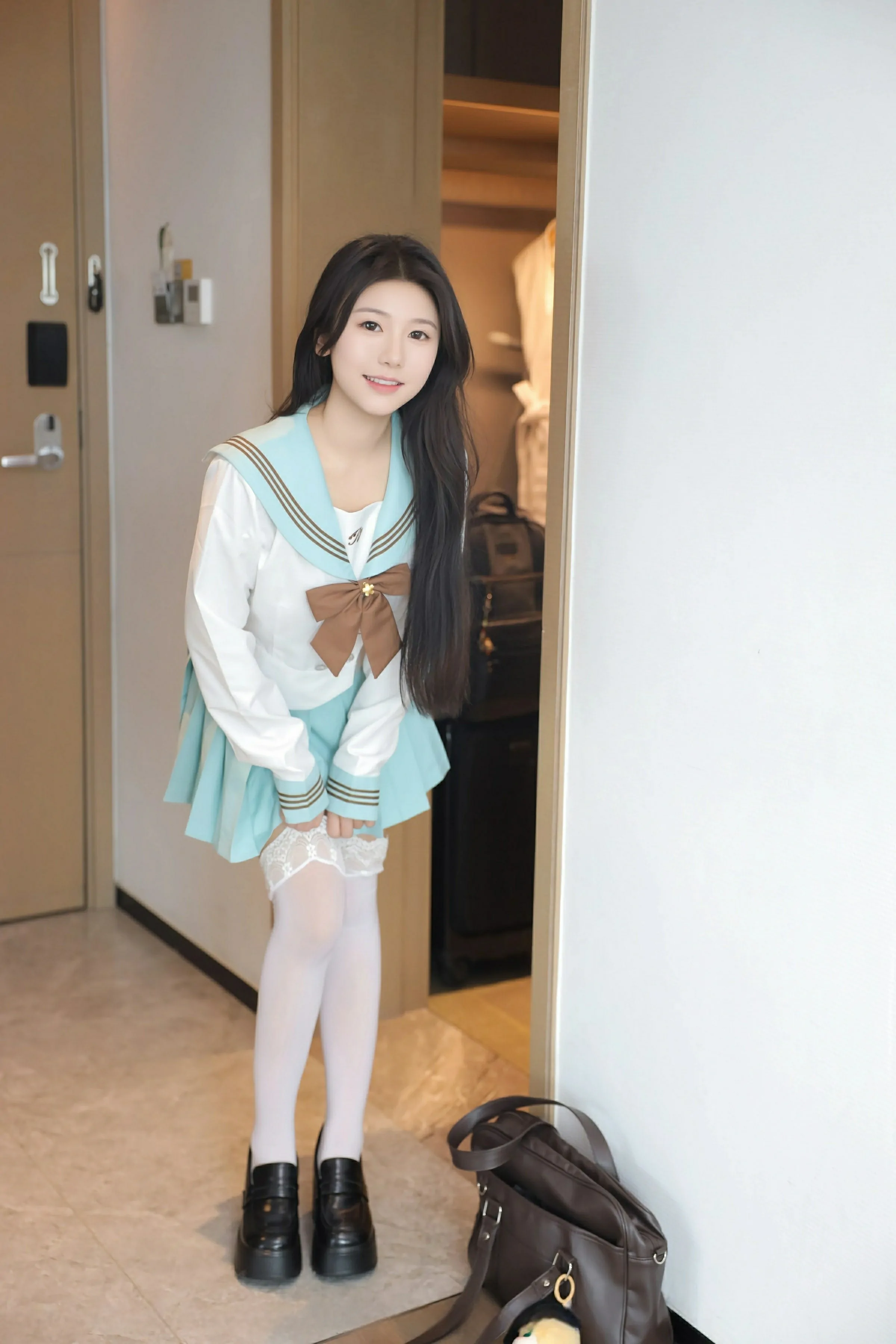  秀人网 No.10379 林嘉馨 [93P]第2张