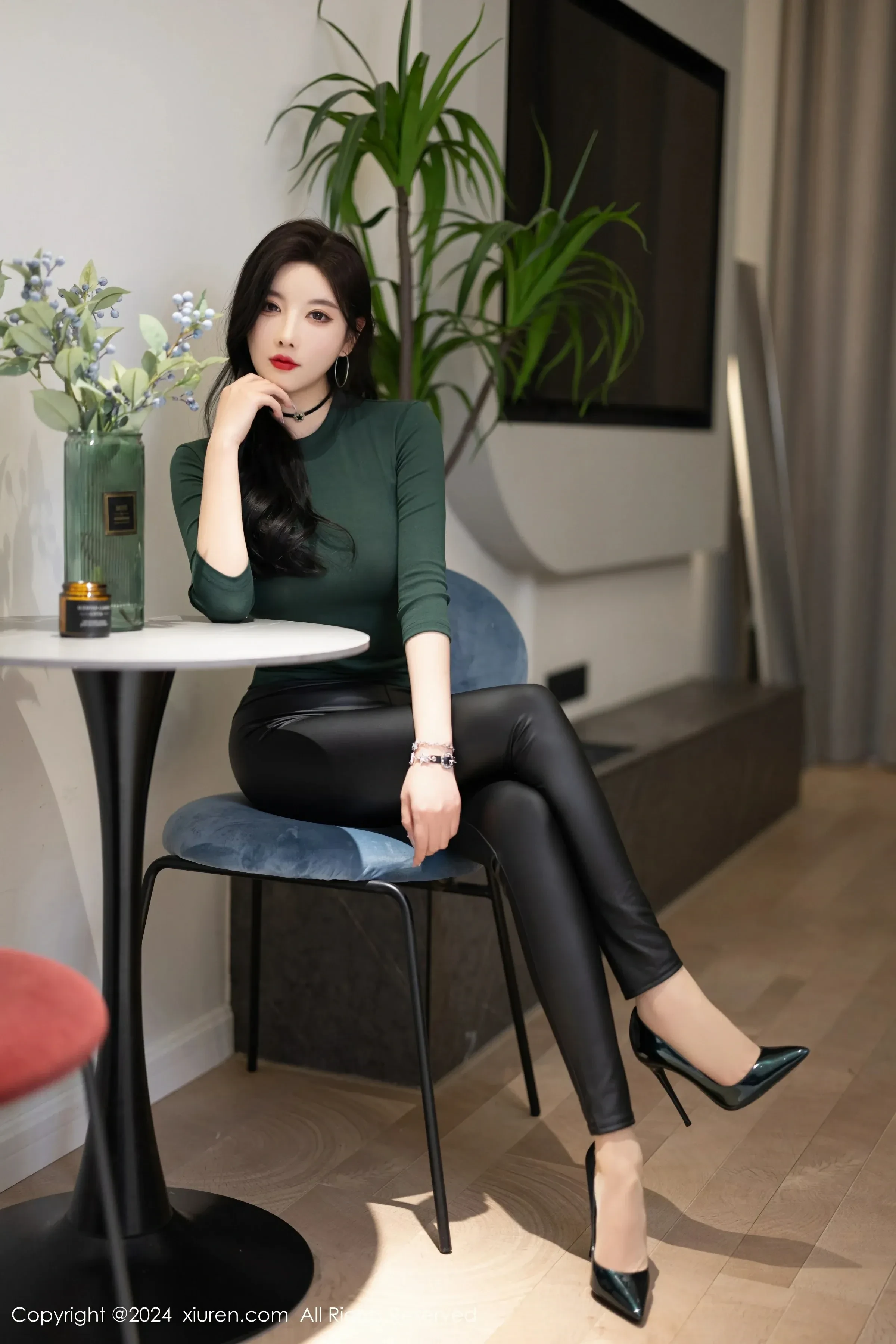  XiuRen 秀人 No.8707 杨晨晨Yome [90P]第1张