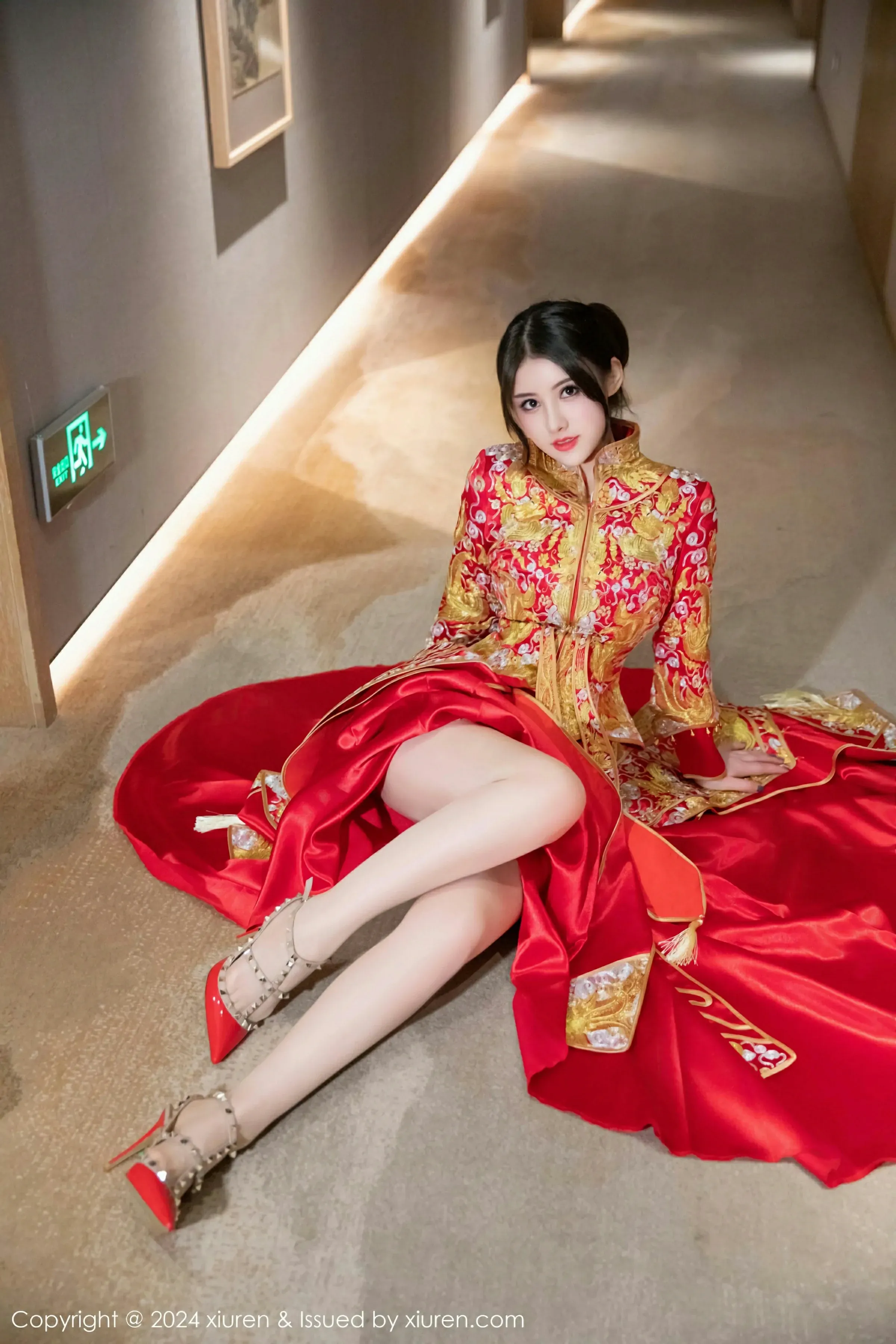  XiuRen 秀人 No.9494 诗诗kiki [83P]第3张