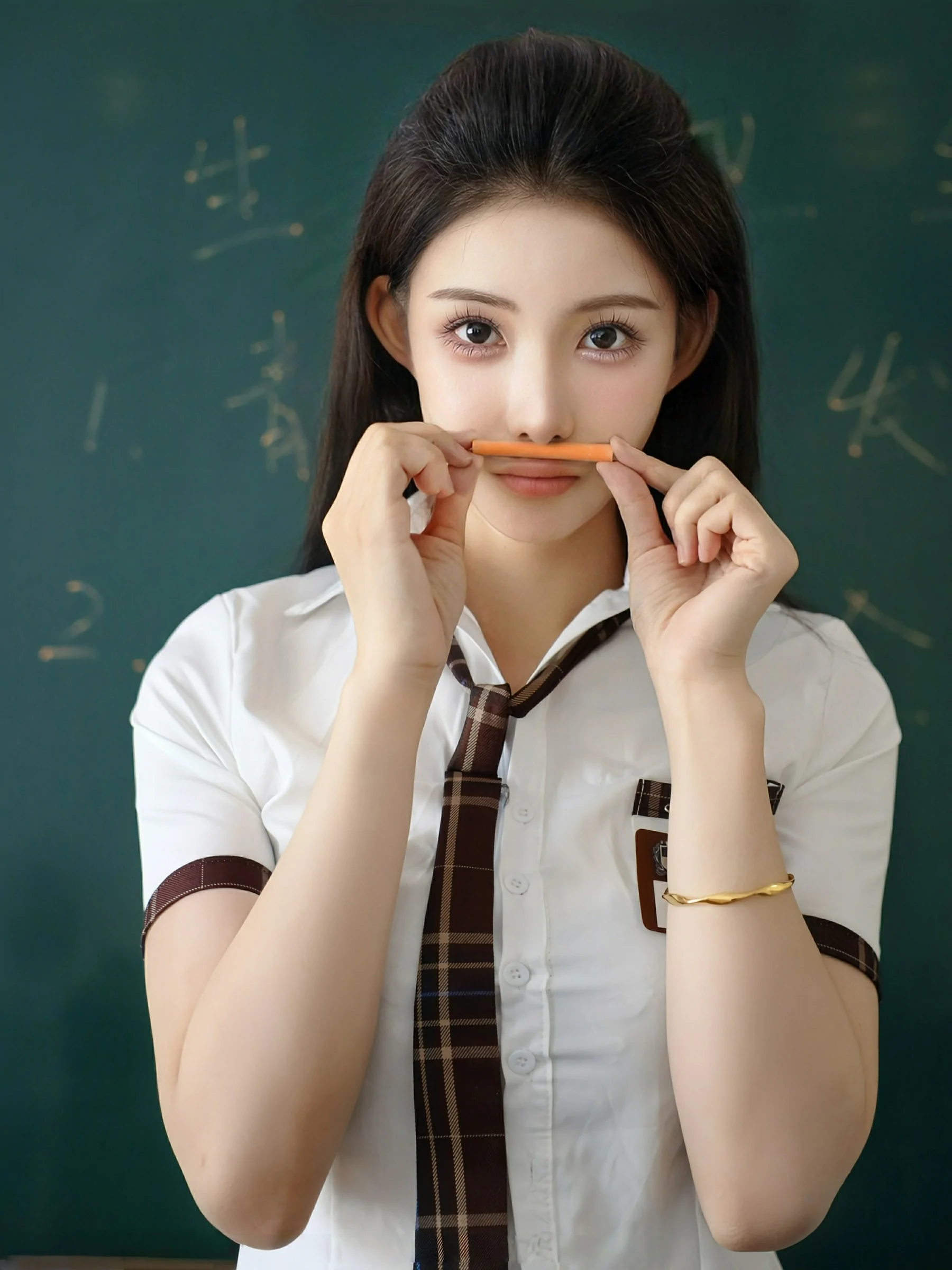  秀人网 No.10512 梨霜儿 [10P]第17张