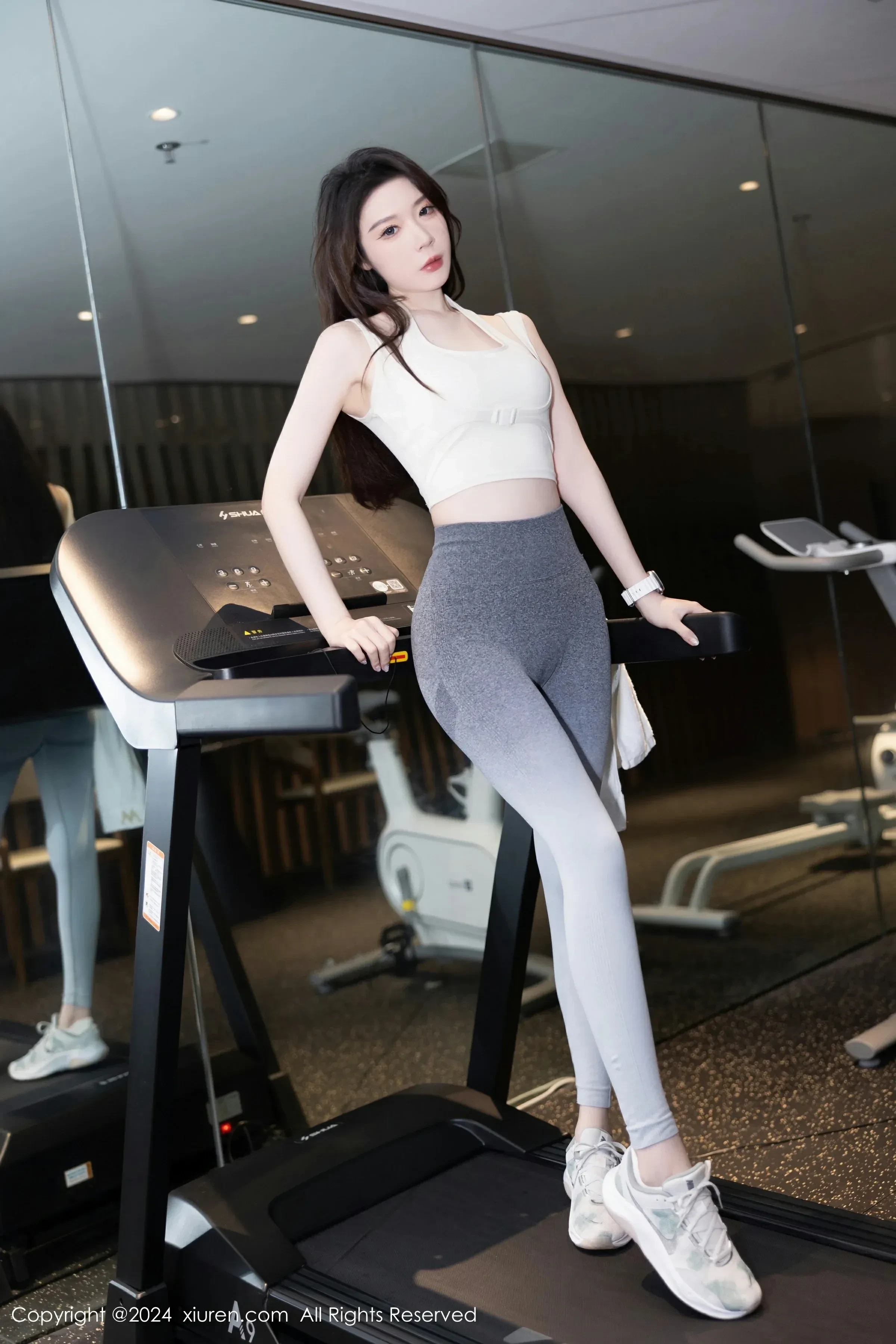  XiuRen 秀人 No.8767 梦心玥 [86P]第4张