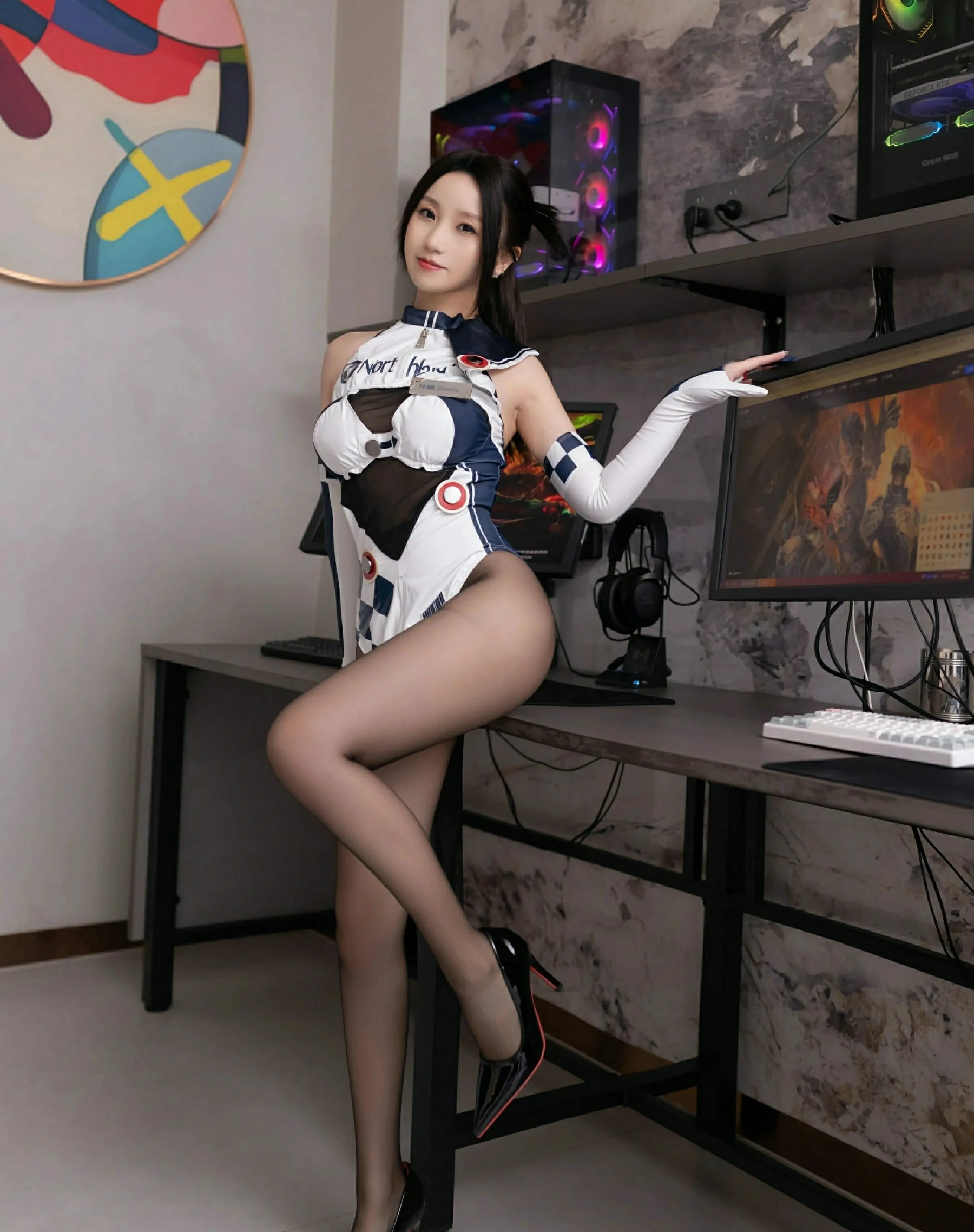  秀人网 No.10723 杏子Yada [72P]第1张