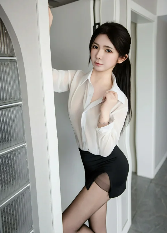  秀人网 No.10338 童童Bunny [77P]