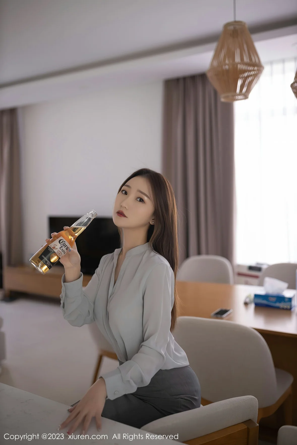  XiuRen 秀人 No.6989 杏子Yada “醉酒”主题拍摄性感写真1 [81P]