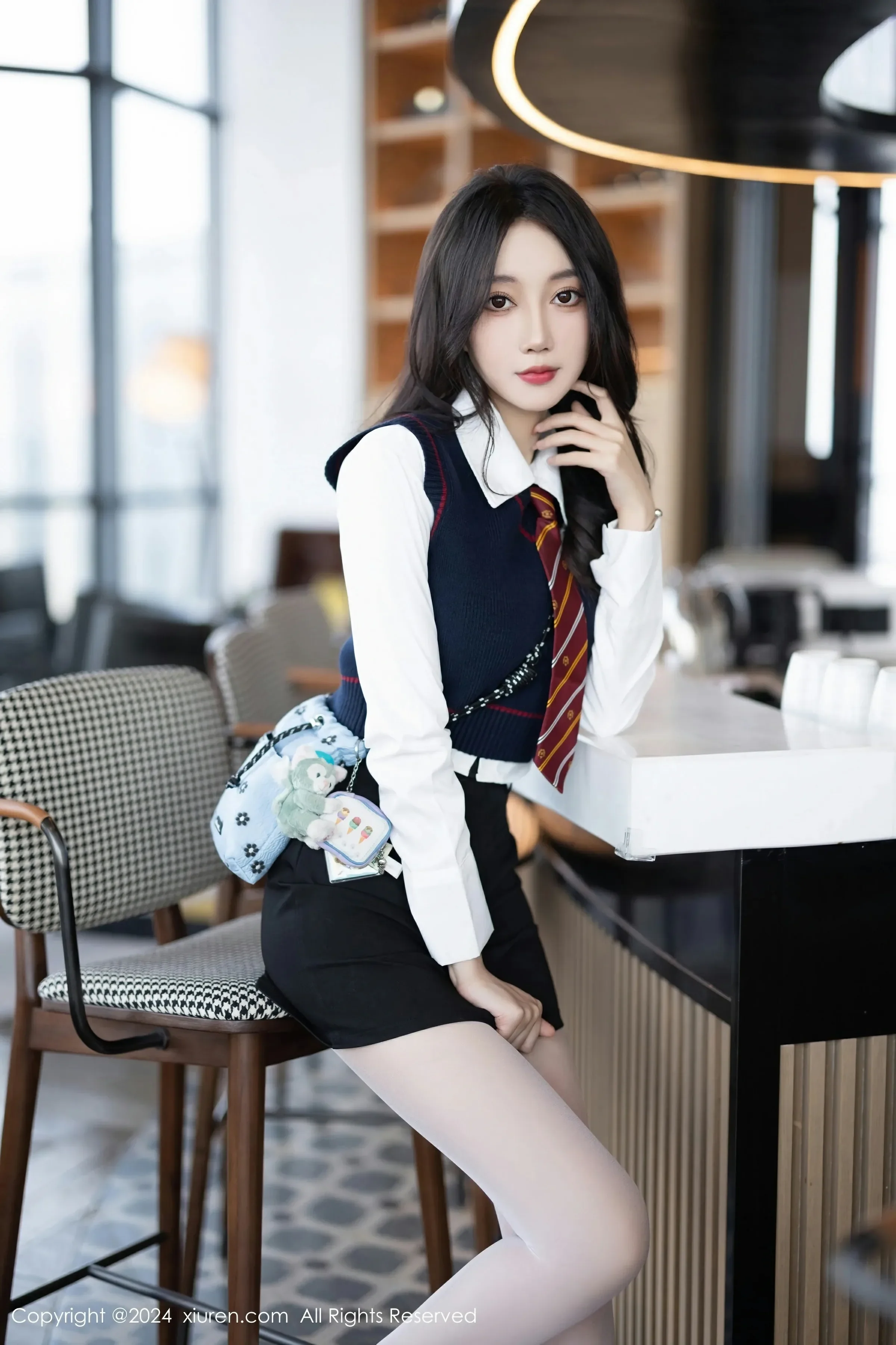  XiuRen 秀人 No.8247 玥儿玥 [82P]