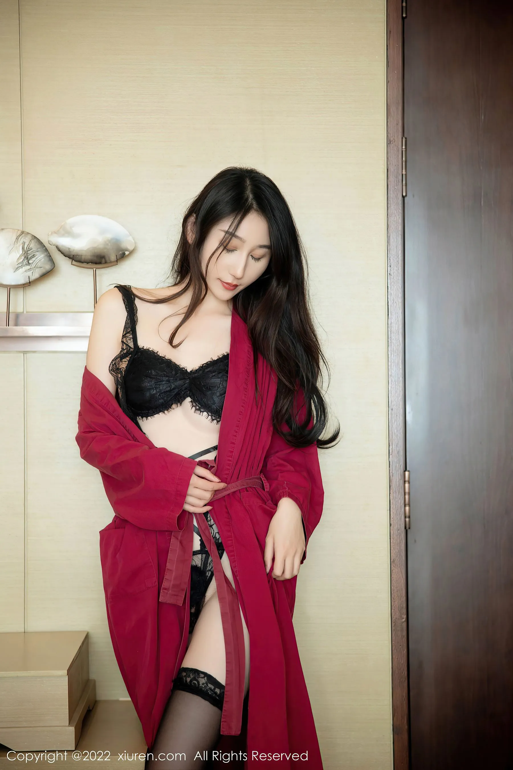  秀人网 No.5624 薇薇酱 新人美腿