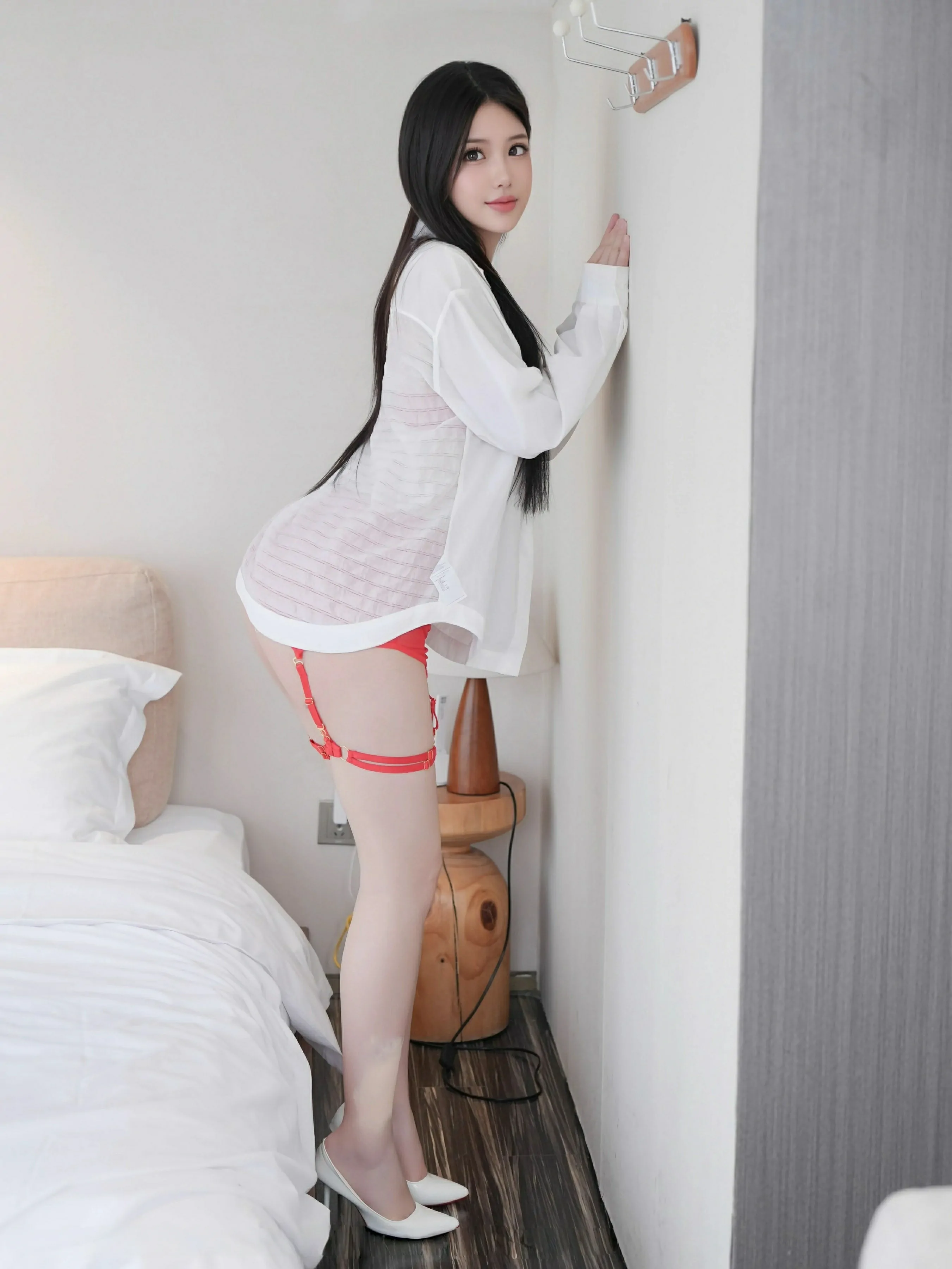  秀人网 No.10392 沐言妍妍酱 [76P]第4张