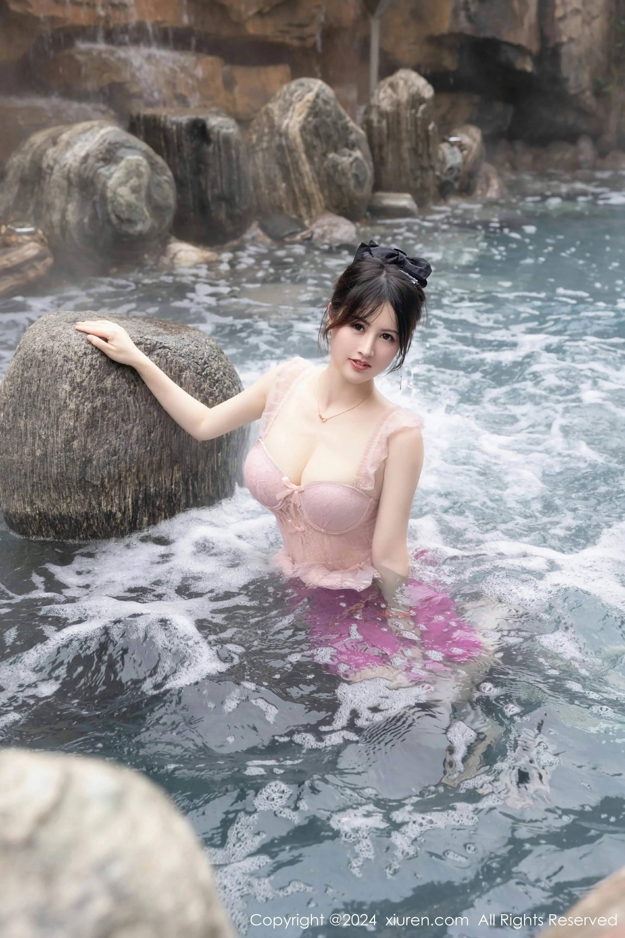  XiuRen 秀人 No.8039 诗诗kiki [84P]第2张