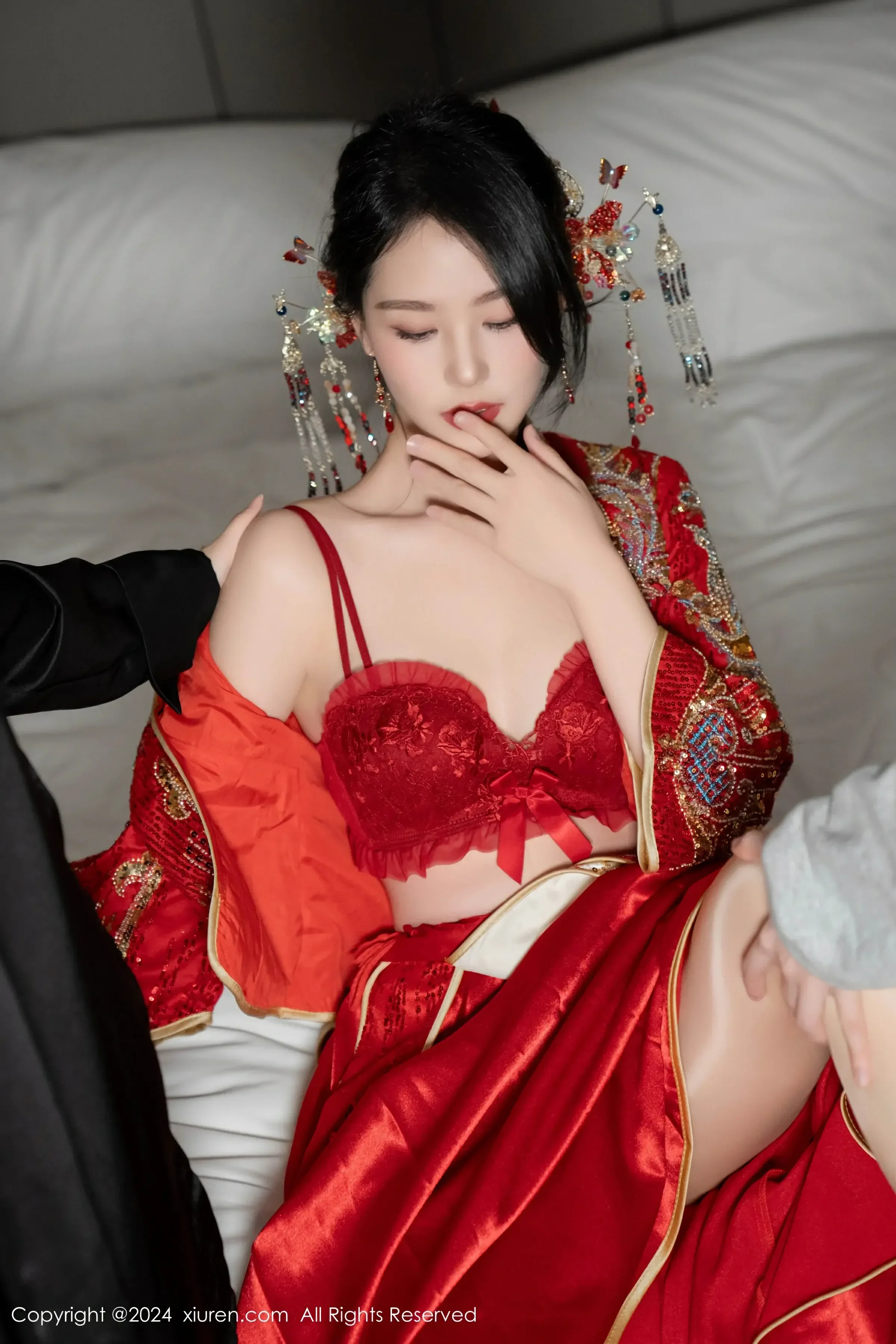  XiuRen 秀人 No.8376 利世 [95P]第18张