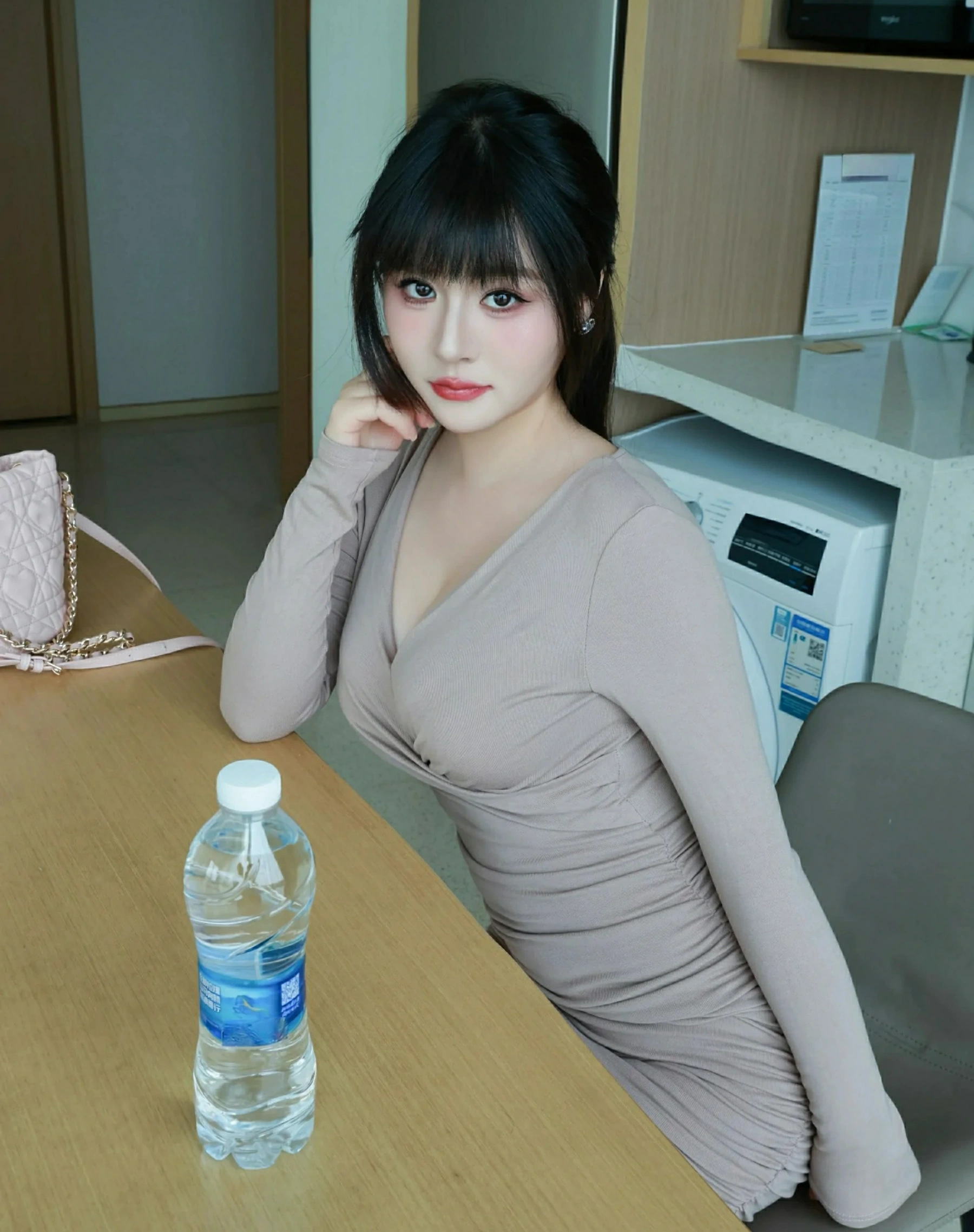  秀人网 No.10718 南汐RuRu [86P]第8张