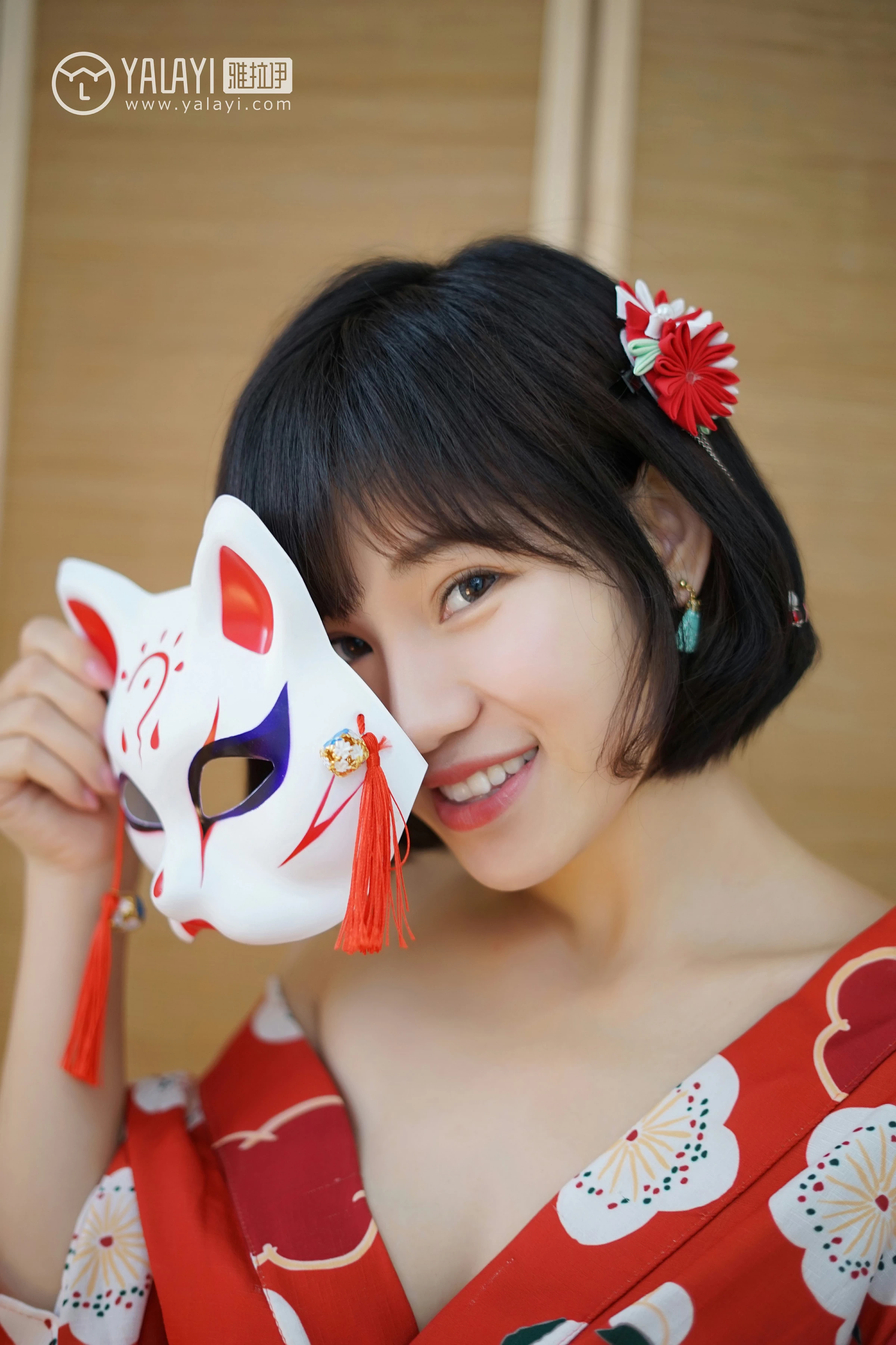[YALAYI雅拉伊]NO.032 和服女优 多香子 红色和服与米色睡衣加白色蕾丝内衣性感私房写真集第5张
