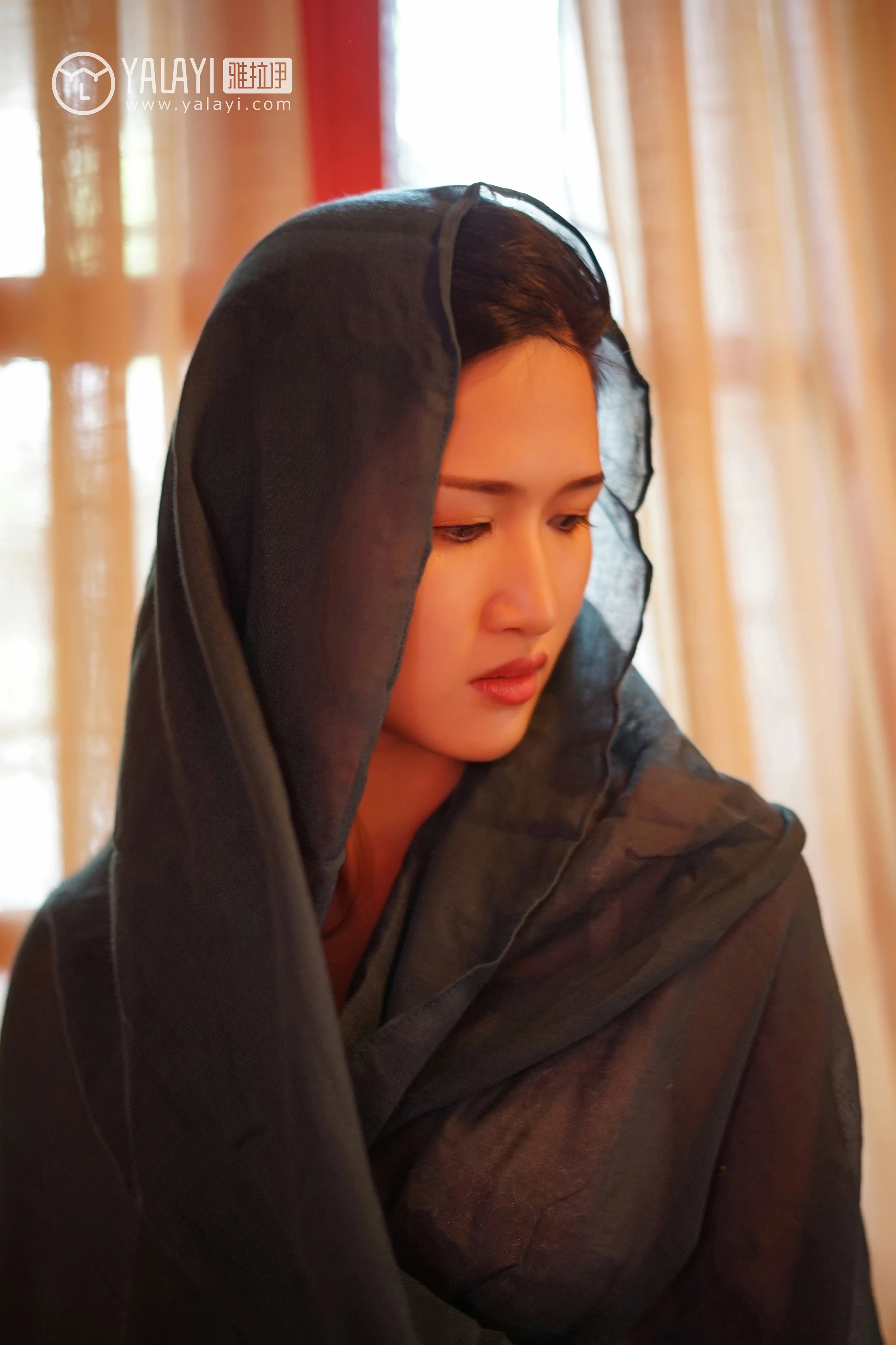 [YALAYI雅拉伊]NO.040 浮光掠影 半梦半醒 塔塔 吊带连衣裙加粉色蕾丝内衣性感私房写真集第13张