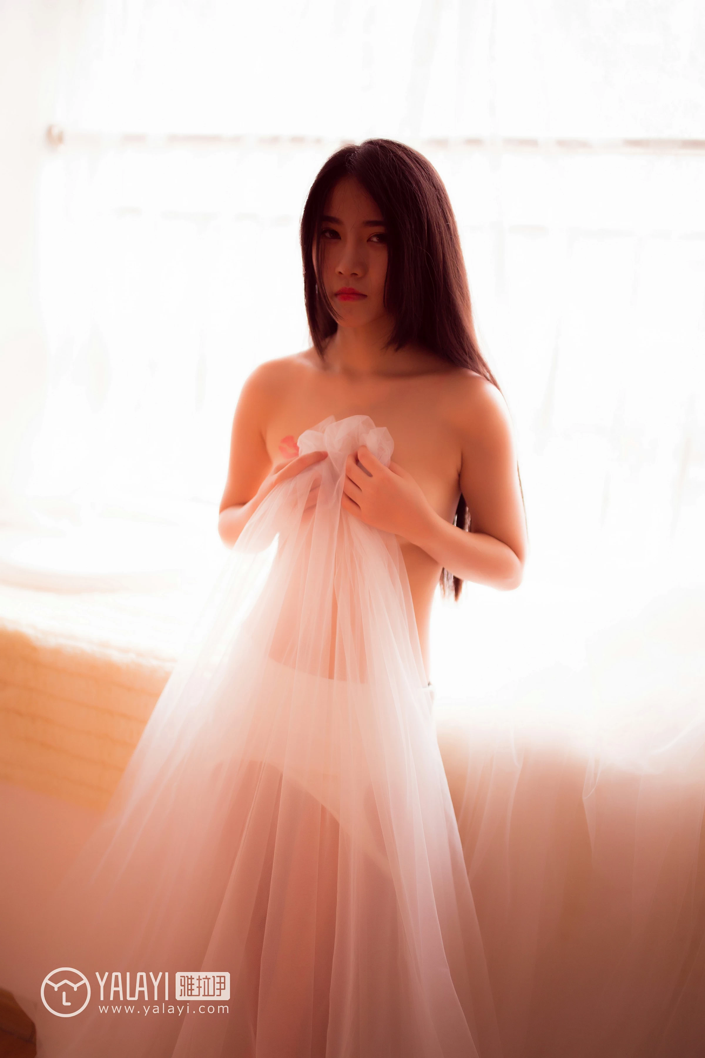 [YALAYI雅拉伊]NO.089 同一个童话 刘小美 白色吊带芭蕾舞裙性感私房写真集第12张