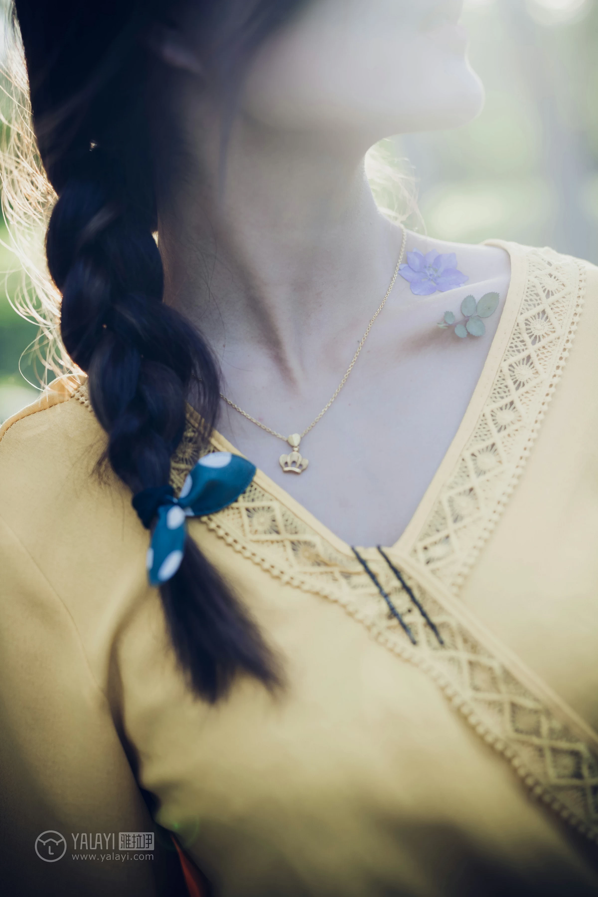 [YALAYI雅拉伊]NO.117 夏日小清新 白日梦 黄色蕾丝连衣裙清纯私房写真集第15张